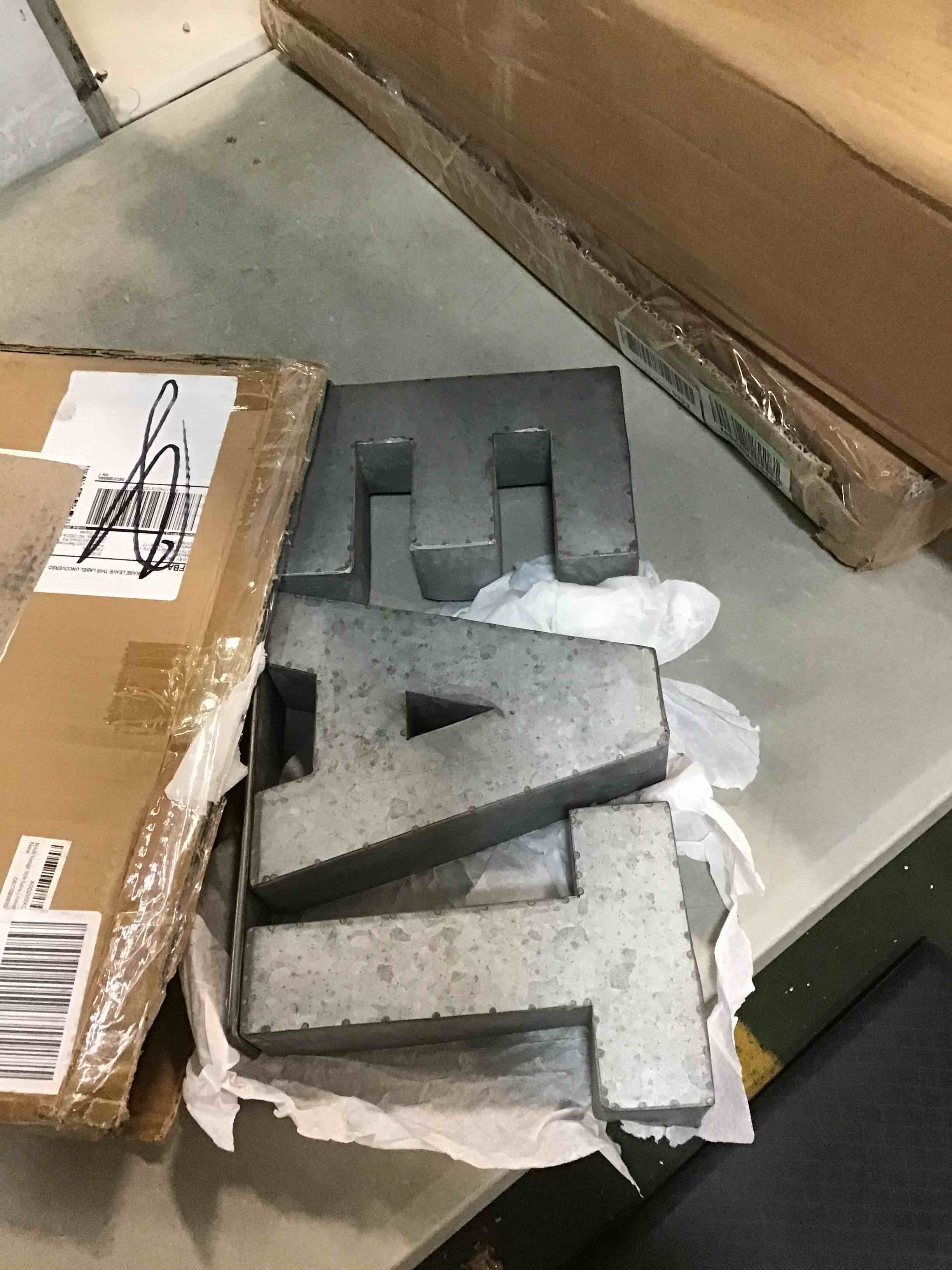 https://s3.amazonaws.com/lotting-images-prod/bidfta/GRN5776823_1704475049721.jpeg