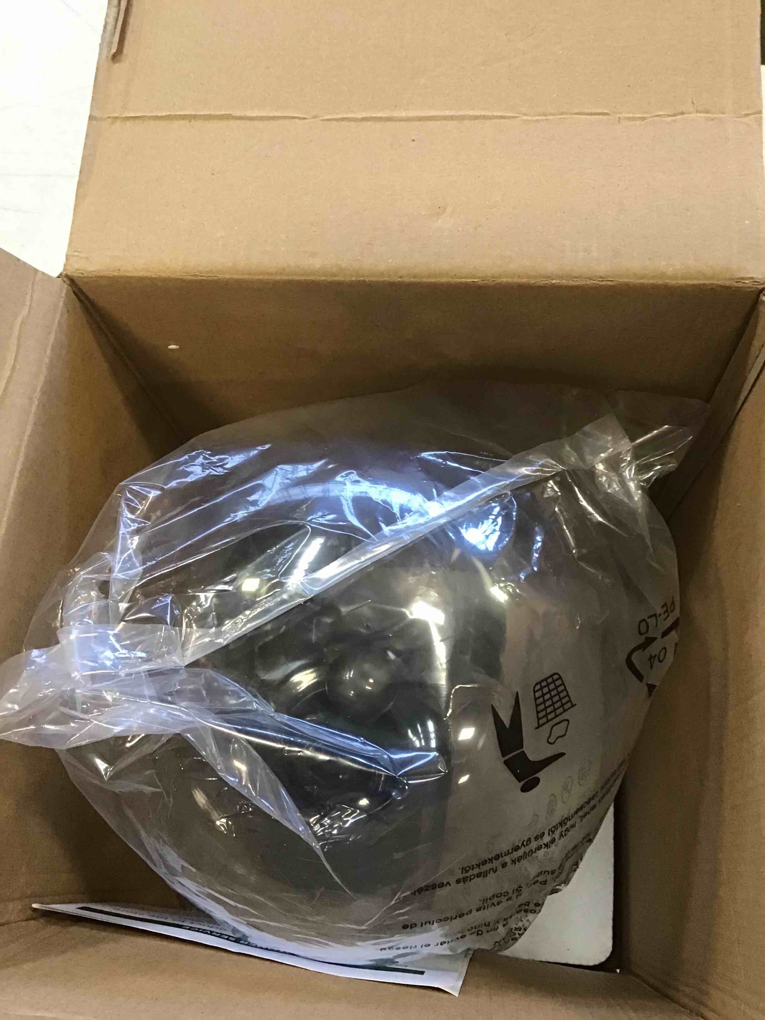 https://s3.amazonaws.com/lotting-images-prod/bidfta/GRN5778925_1704303169447.jpeg