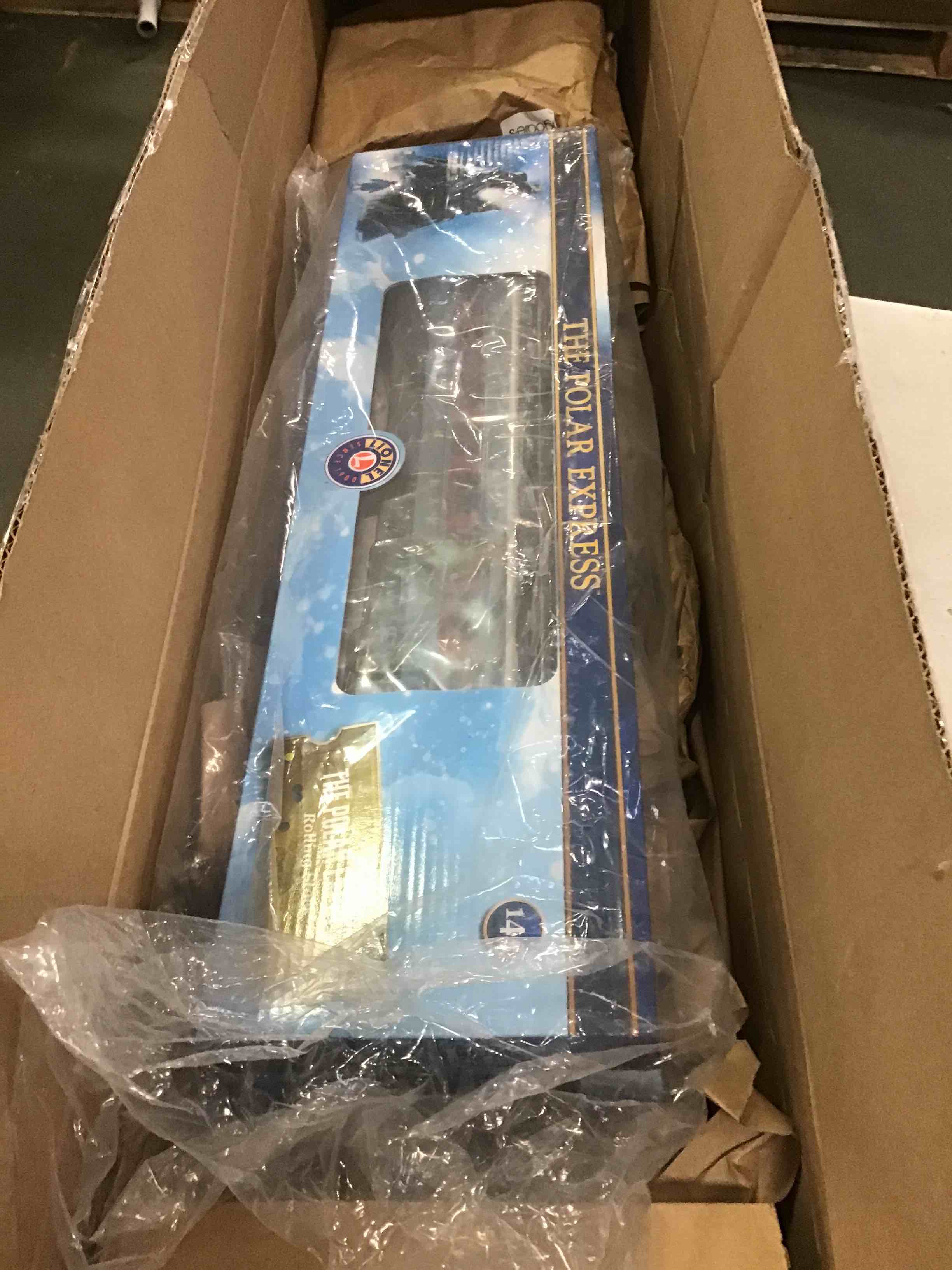 https://s3.amazonaws.com/lotting-images-prod/bidfta/GRN5779639_1704982224673.jpeg