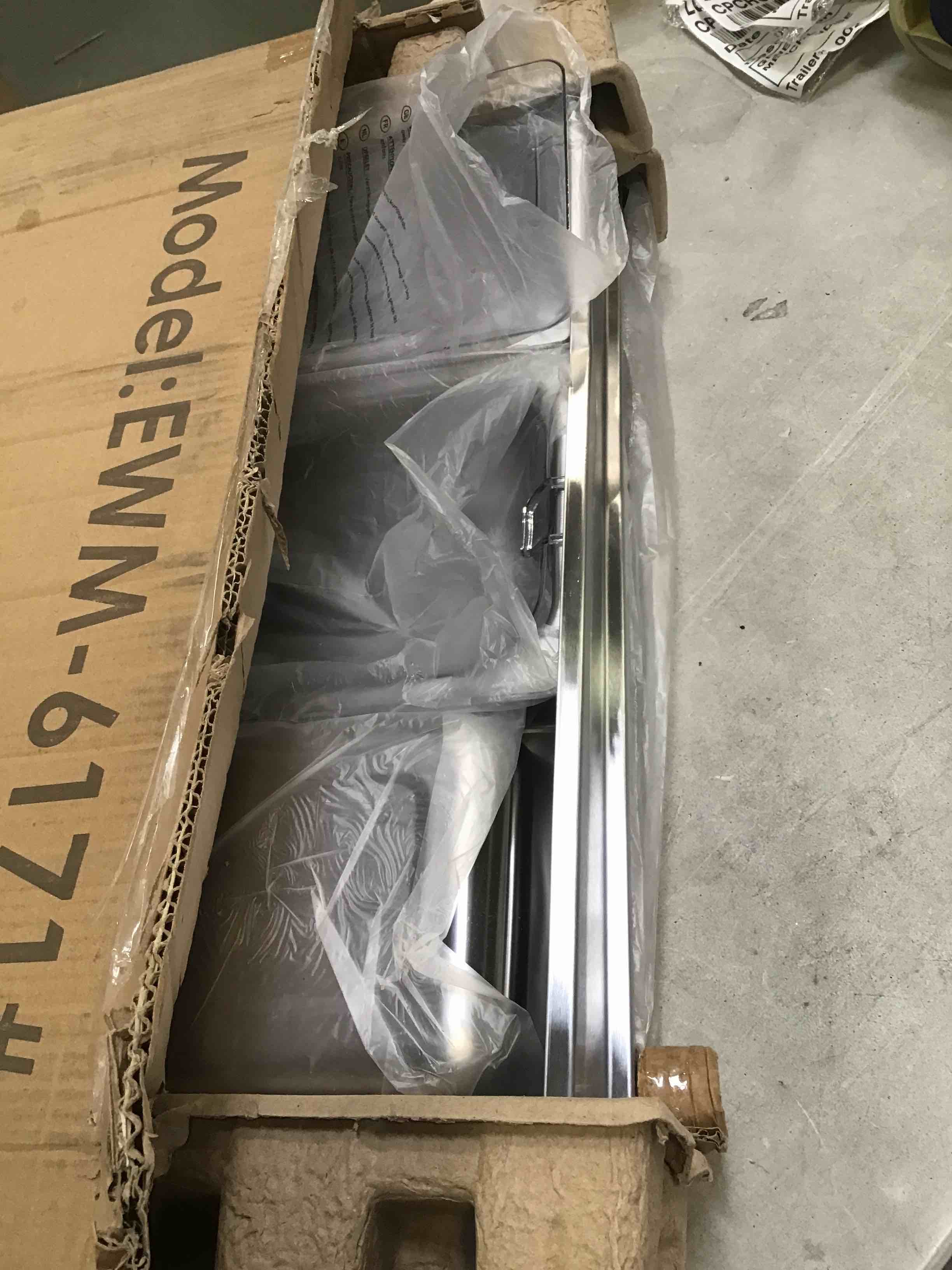 https://s3.amazonaws.com/lotting-images-prod/bidfta/GRN5779700_1704997134461.jpeg