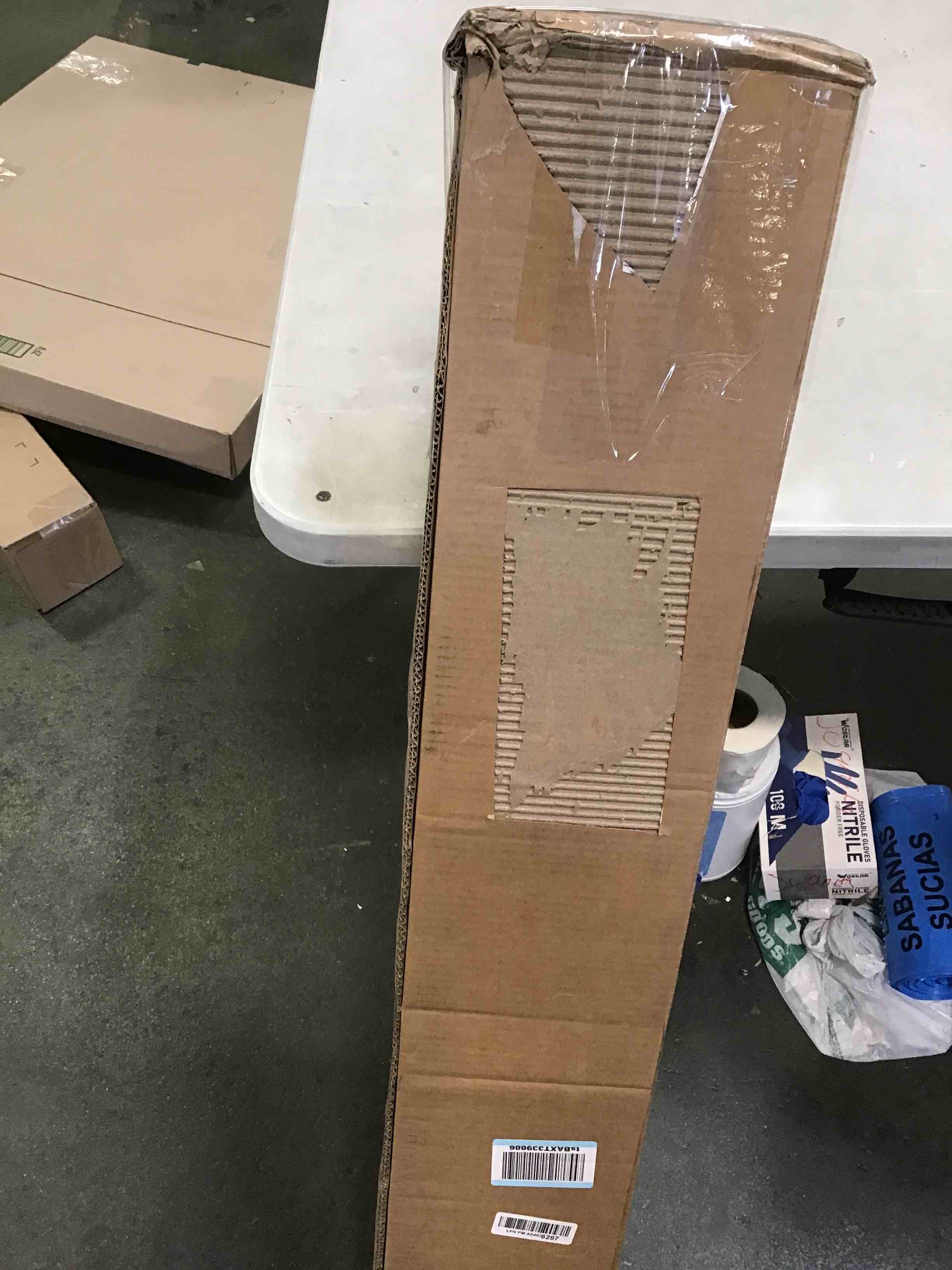 https://s3.amazonaws.com/lotting-images-prod/bidfta/GRN5779735_1705003117590.jpeg