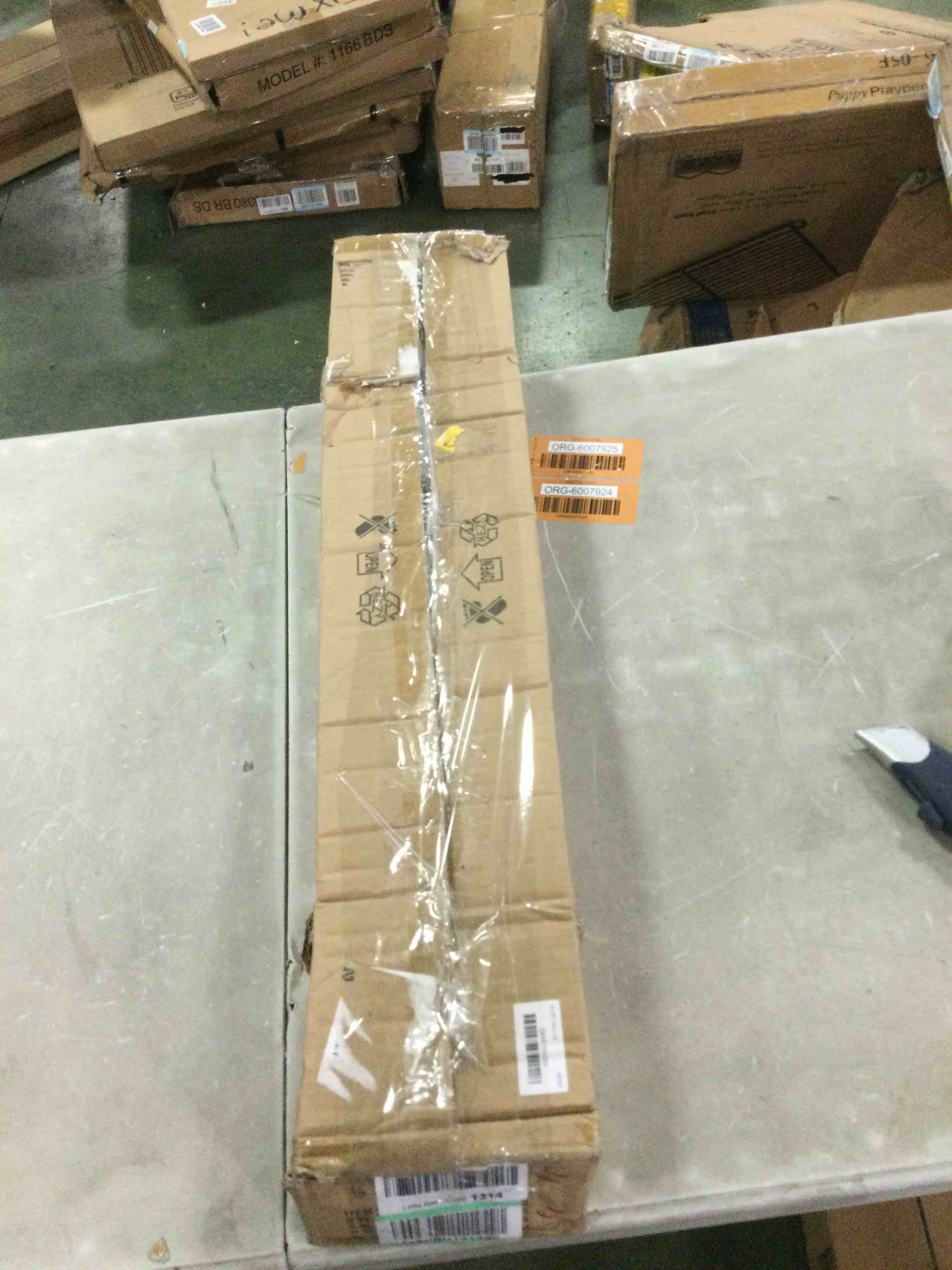 https://s3.amazonaws.com/lotting-images-prod/bidfta/GRN5793479_1711035042455.jpeg