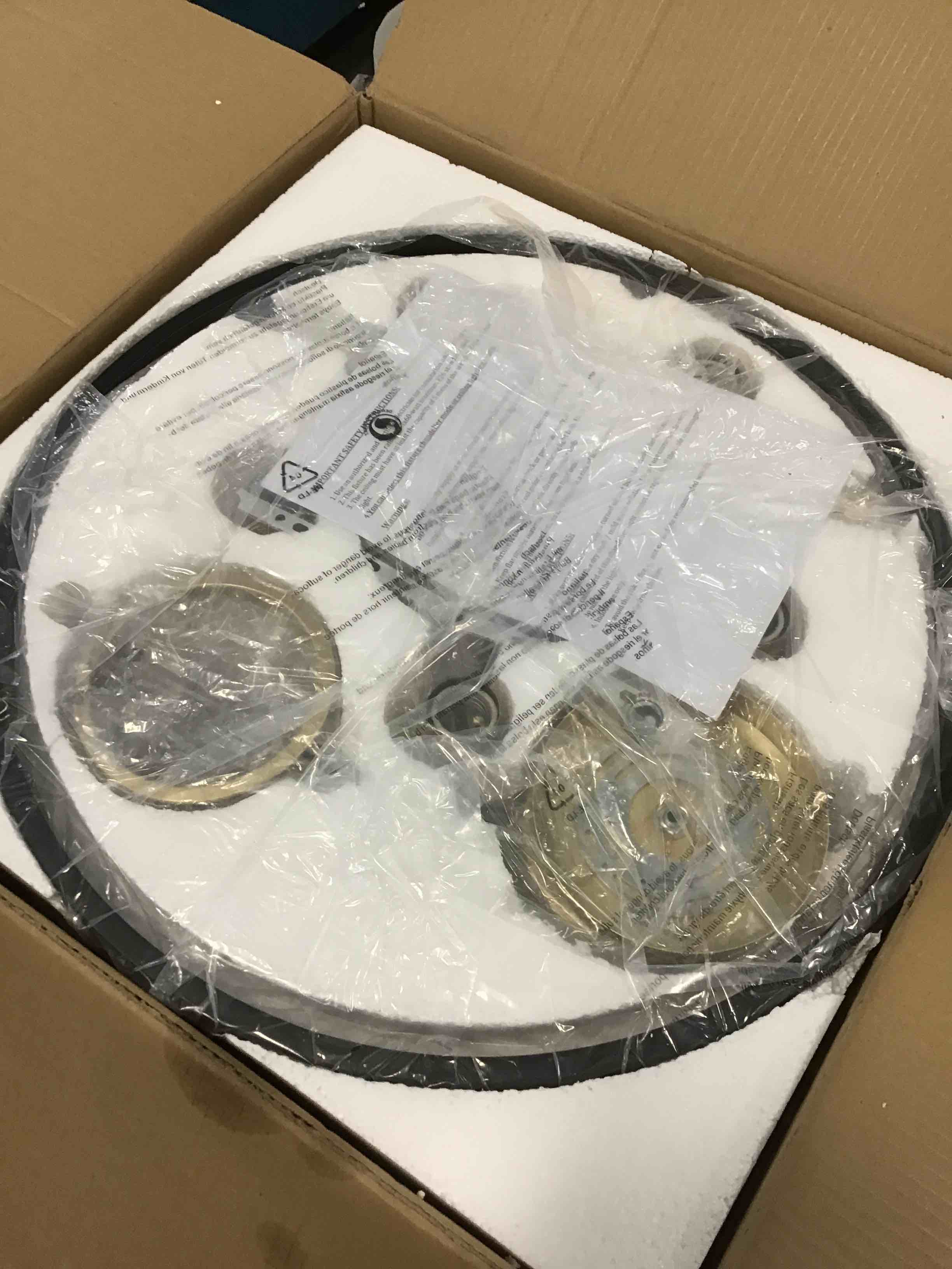 https://s3.amazonaws.com/lotting-images-prod/bidfta/GRN5796821_1710773514477.jpeg