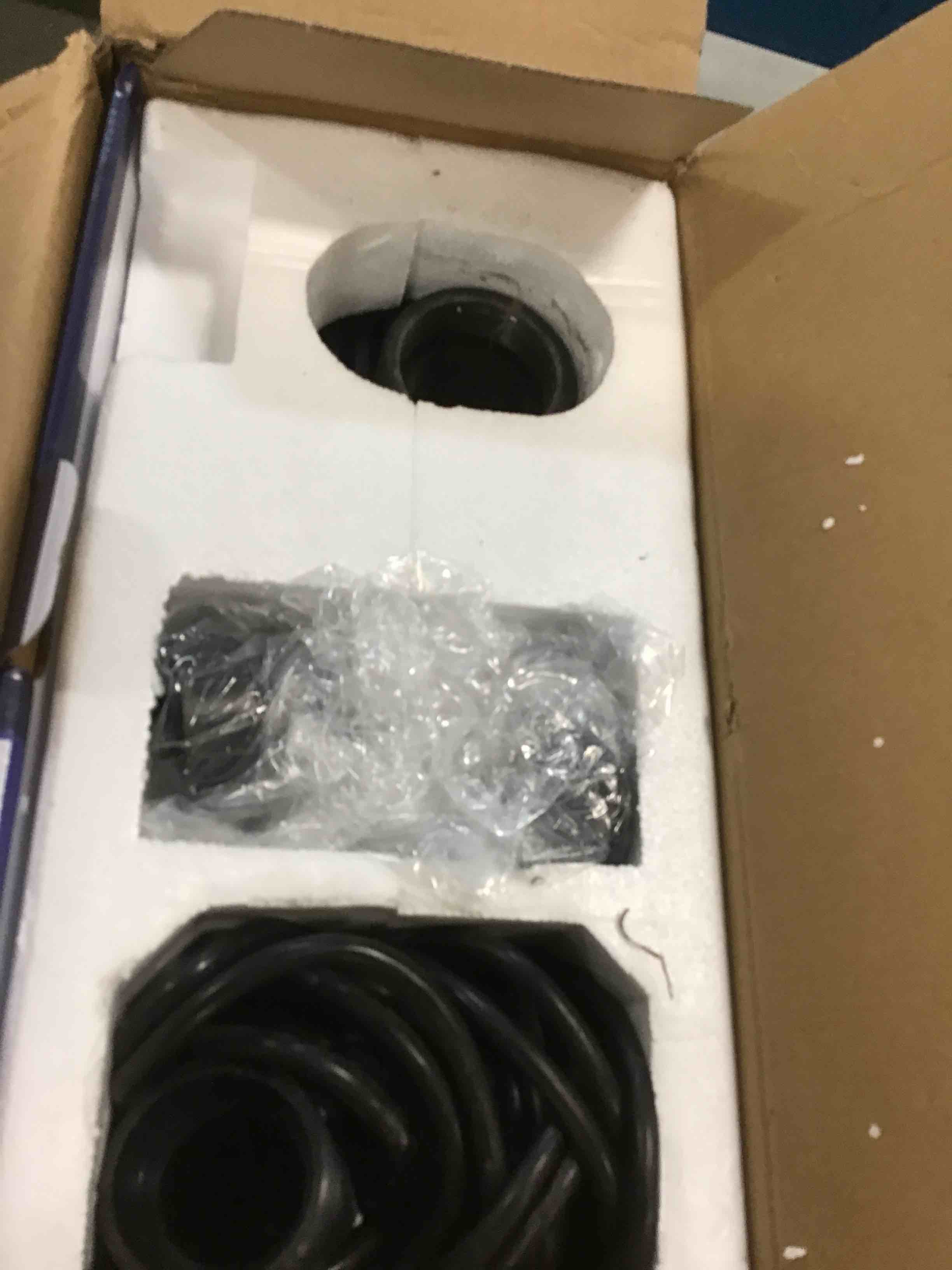 https://s3.amazonaws.com/lotting-images-prod/bidfta/GRN5797285_1710946354161.jpeg