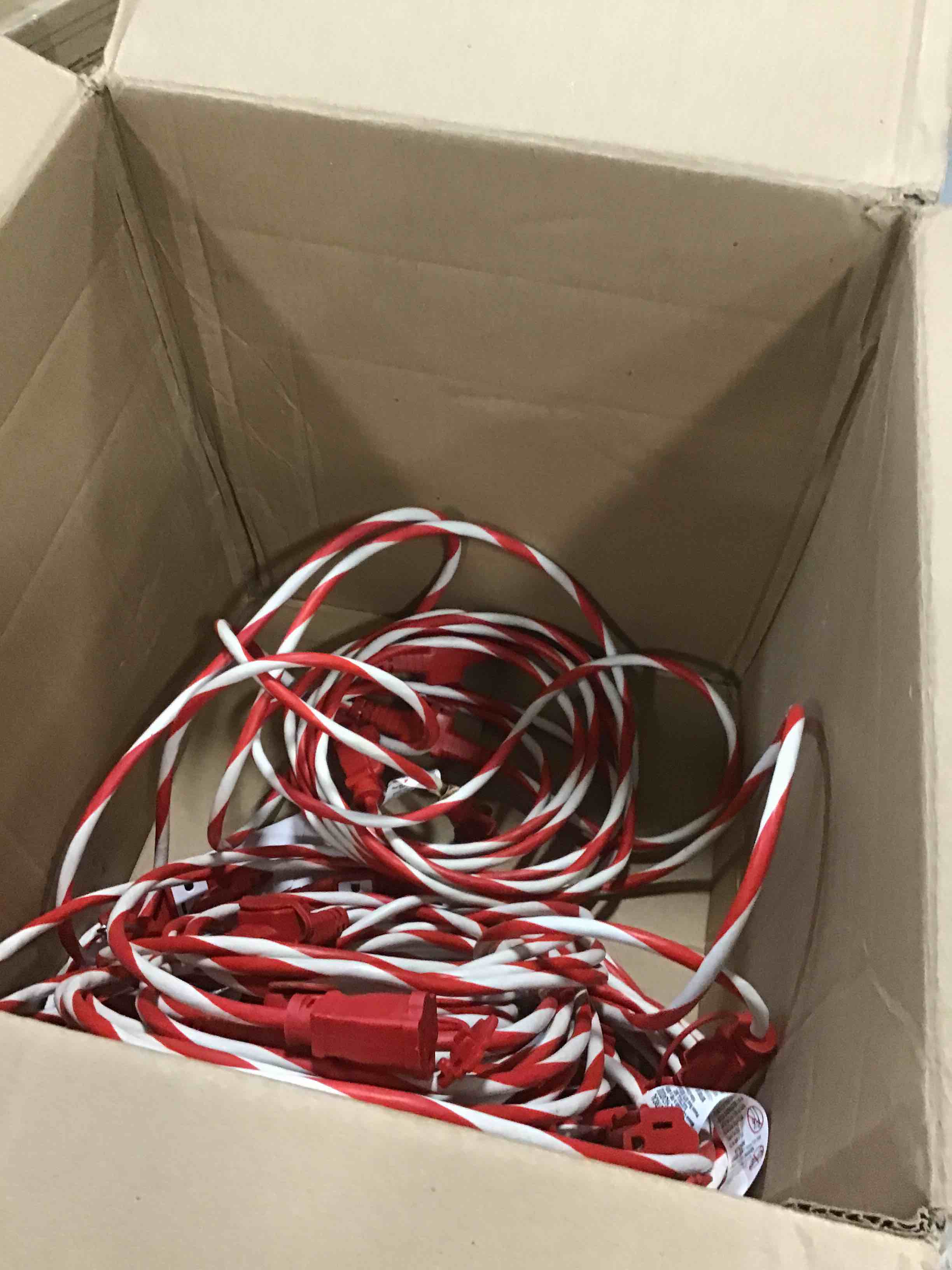 https://s3.amazonaws.com/lotting-images-prod/bidfta/GRN5797337_1710951611545.jpeg
