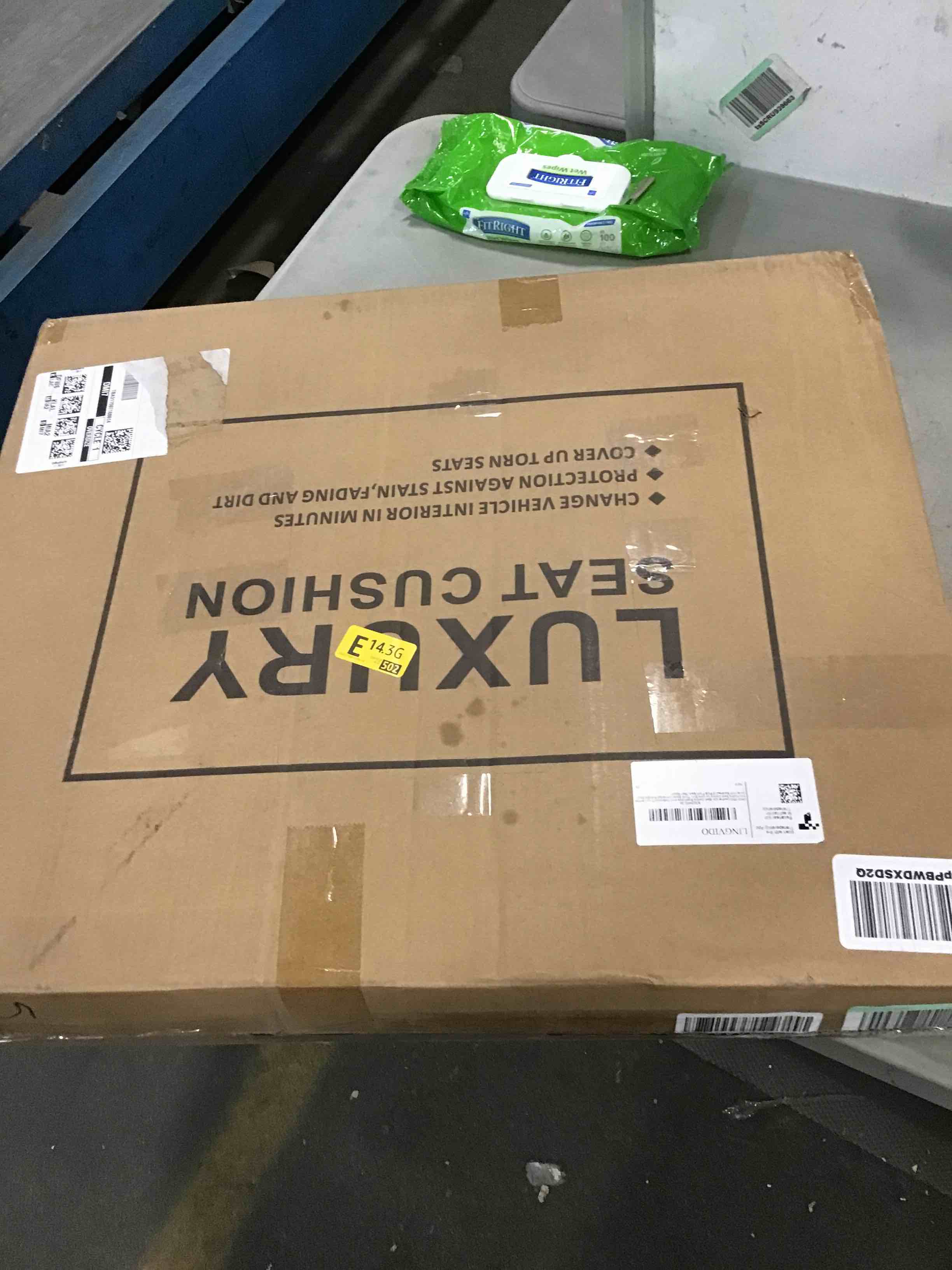 https://s3.amazonaws.com/lotting-images-prod/bidfta/GRN5797343_1710952084368.jpeg