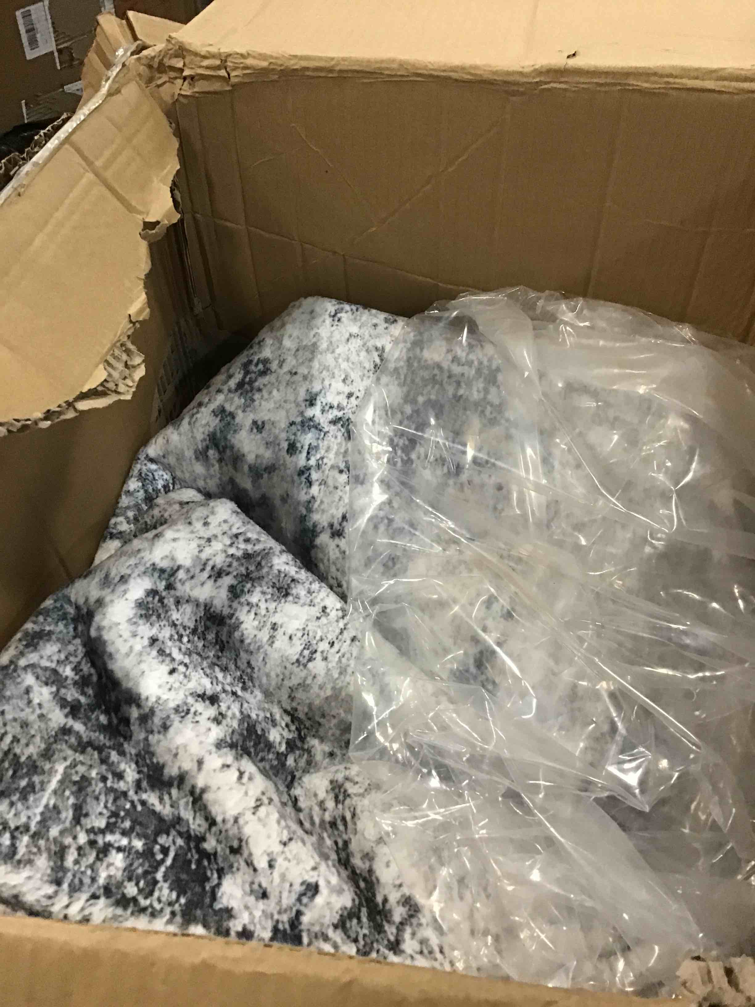 https://s3.amazonaws.com/lotting-images-prod/bidfta/GRN5797487_1711027449010.jpeg