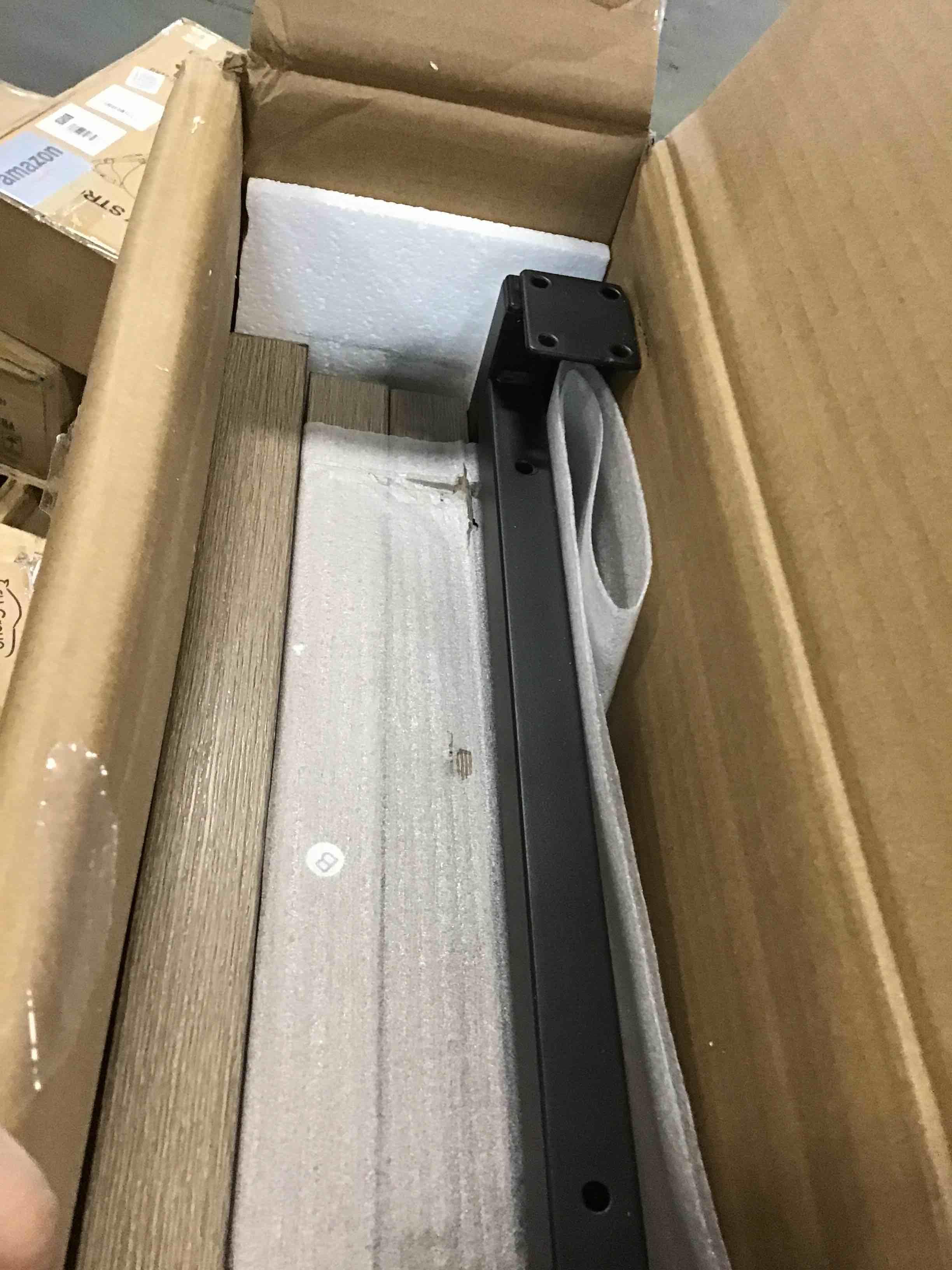 https://s3.amazonaws.com/lotting-images-prod/bidfta/GRN5797540_1711033989726.jpeg