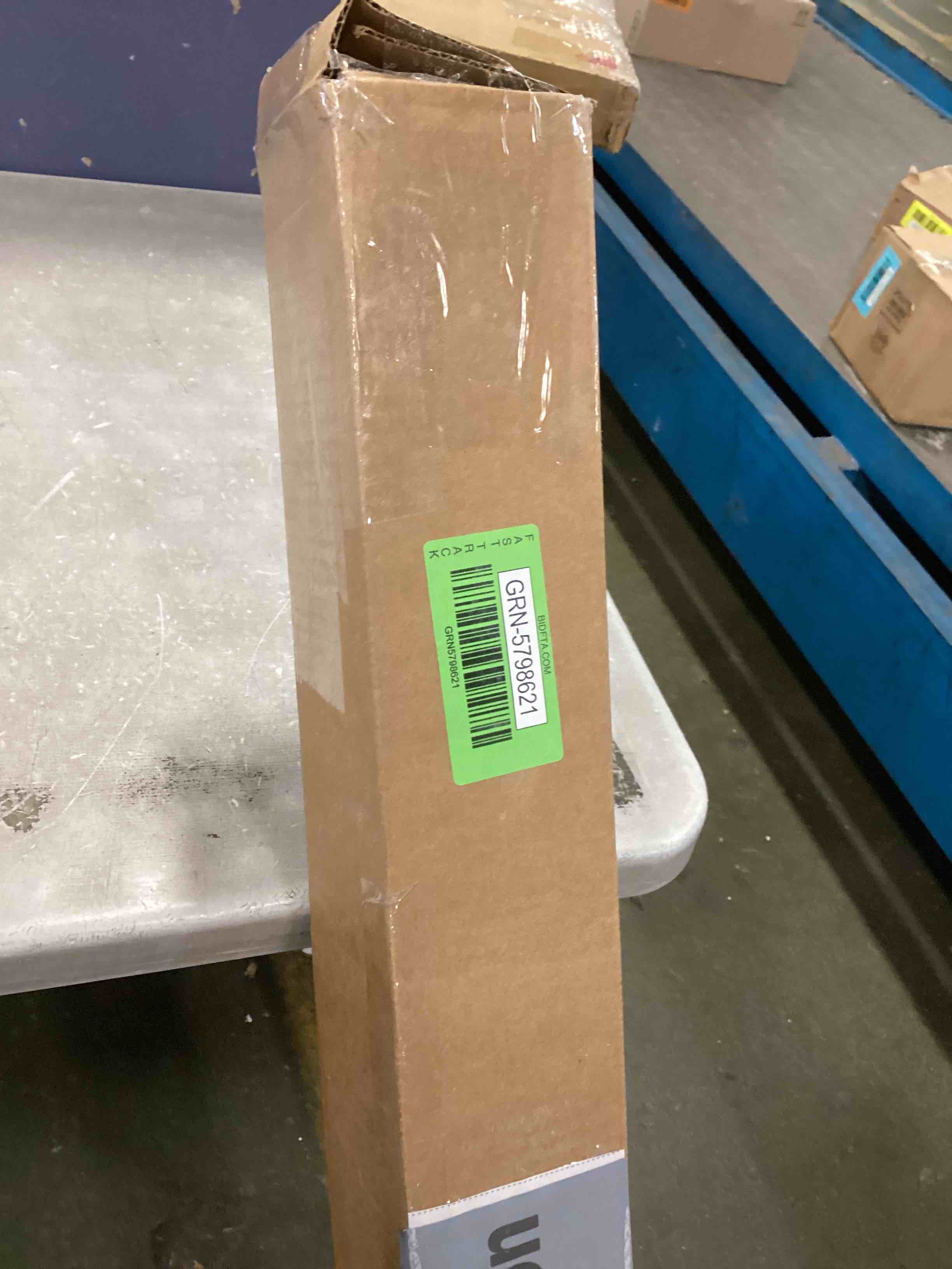 https://s3.amazonaws.com/lotting-images-prod/bidfta/GRN5798621_1710603282100.jpeg