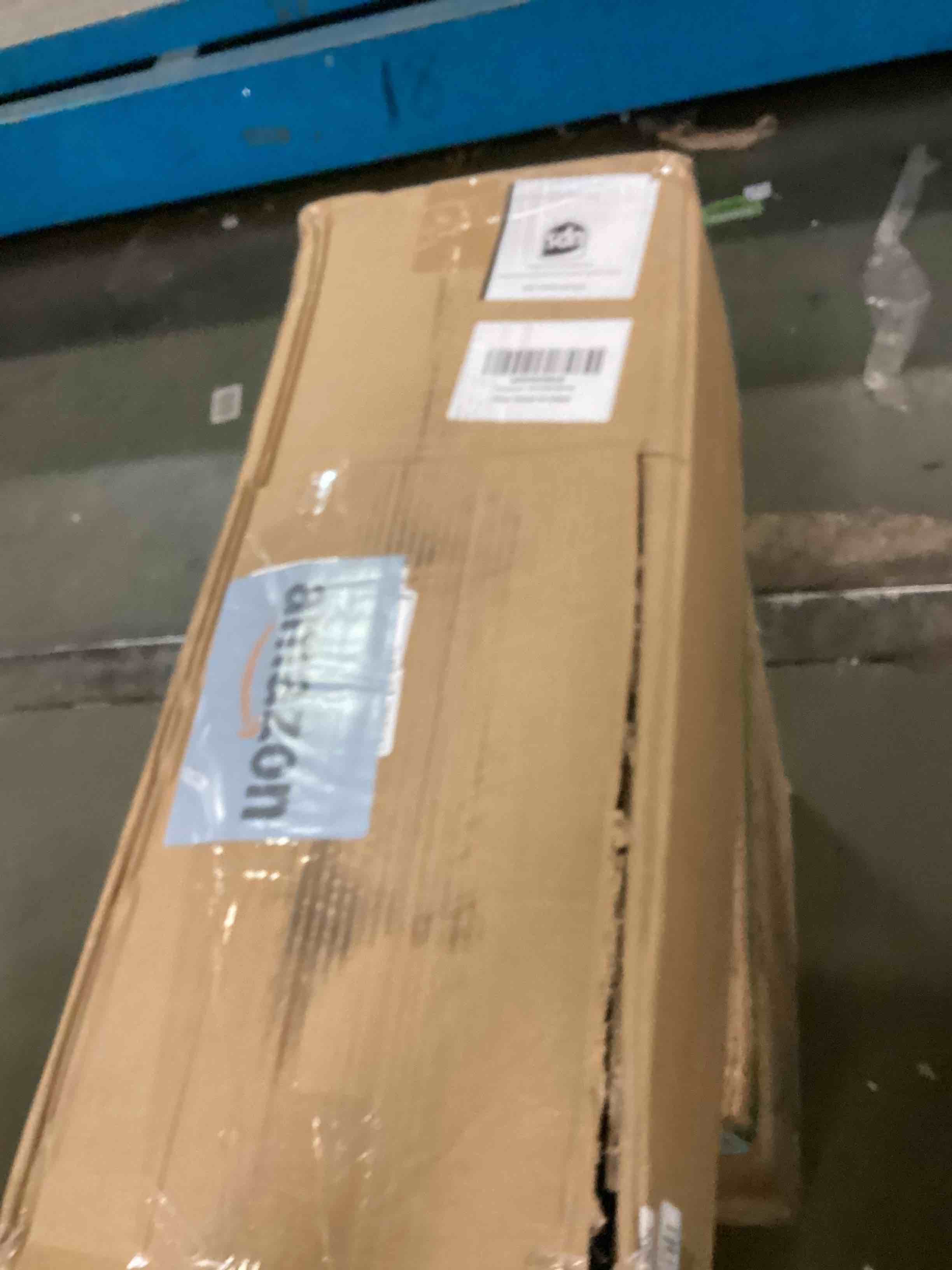 https://s3.amazonaws.com/lotting-images-prod/bidfta/GRN5799112_1710878405255.jpeg