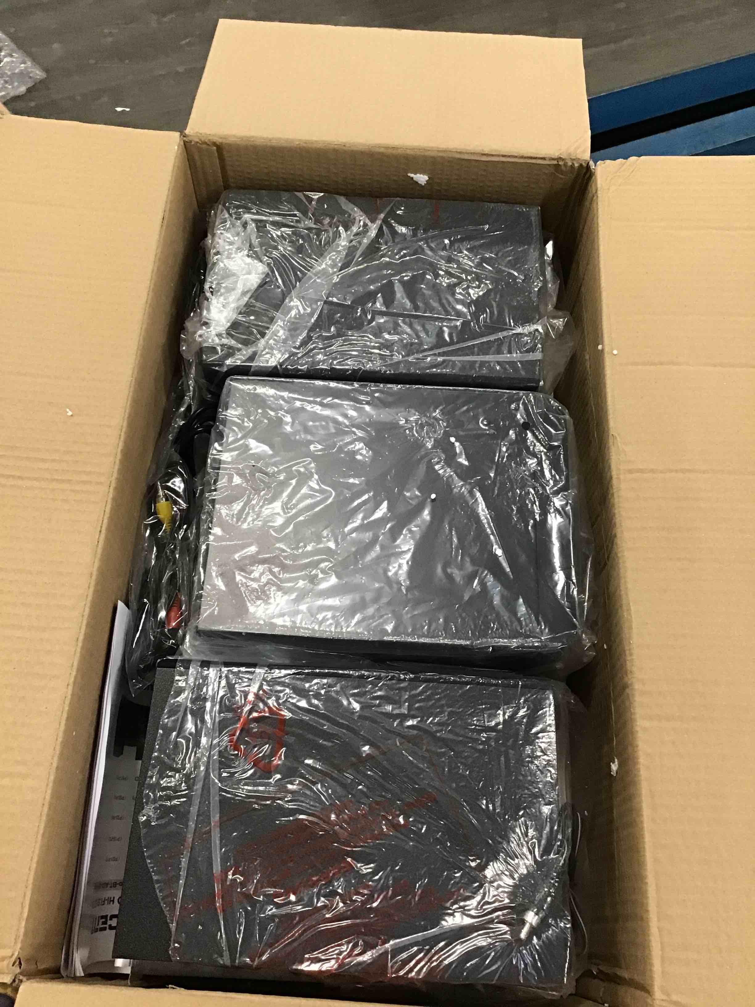 https://s3.amazonaws.com/lotting-images-prod/bidfta/GRN5799781_1710527331686.jpeg