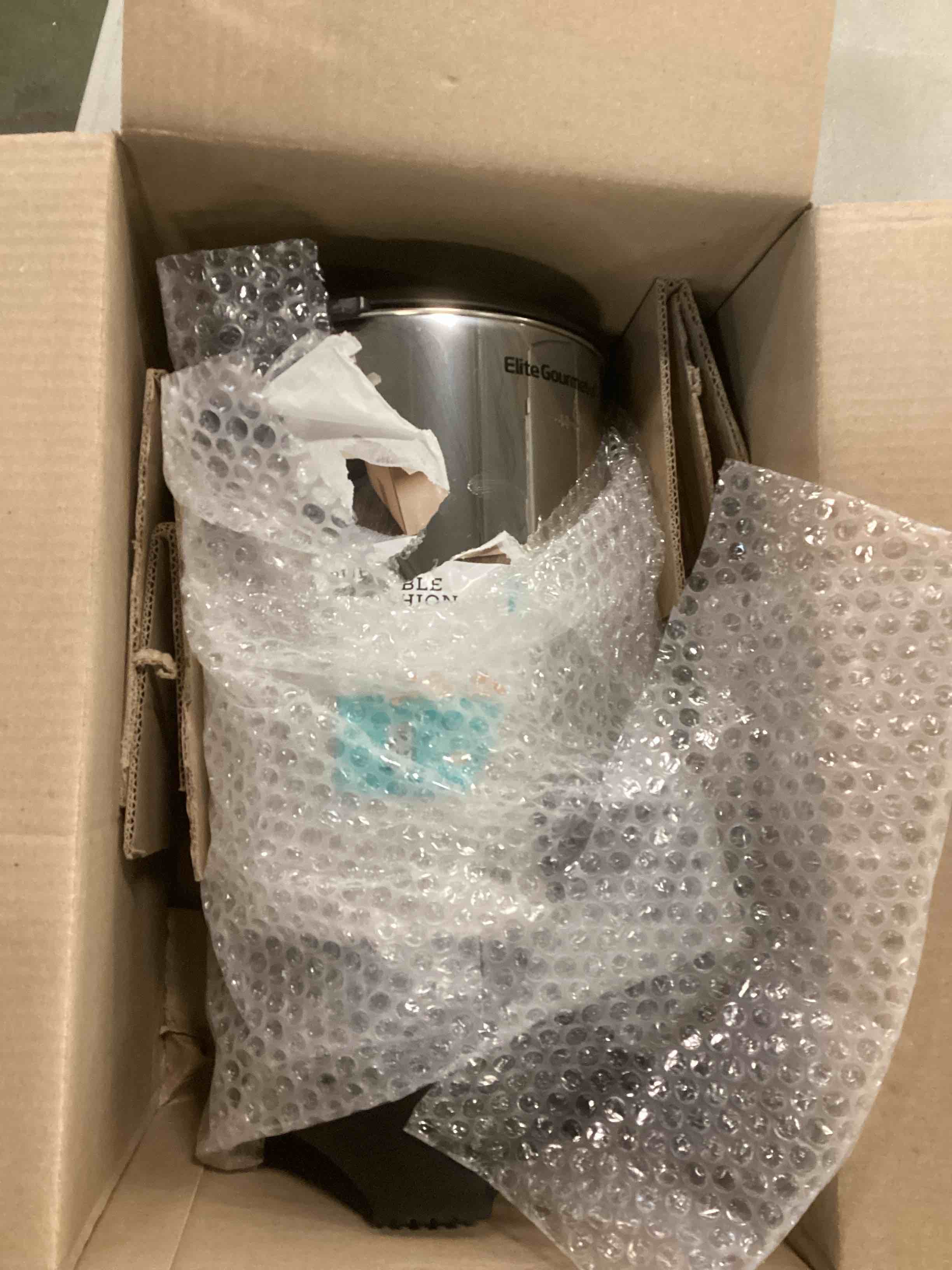 https://s3.amazonaws.com/lotting-images-prod/bidfta/GRN5800020_1710944482331.jpeg