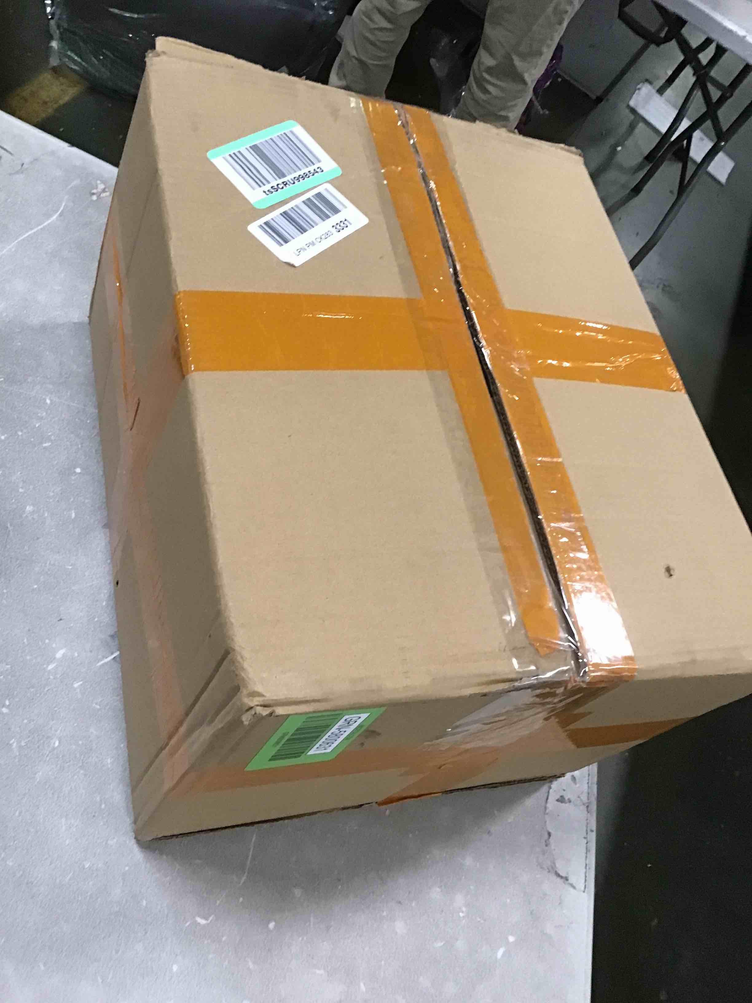 https://s3.amazonaws.com/lotting-images-prod/bidfta/GRN5800631_1711460706452.jpeg