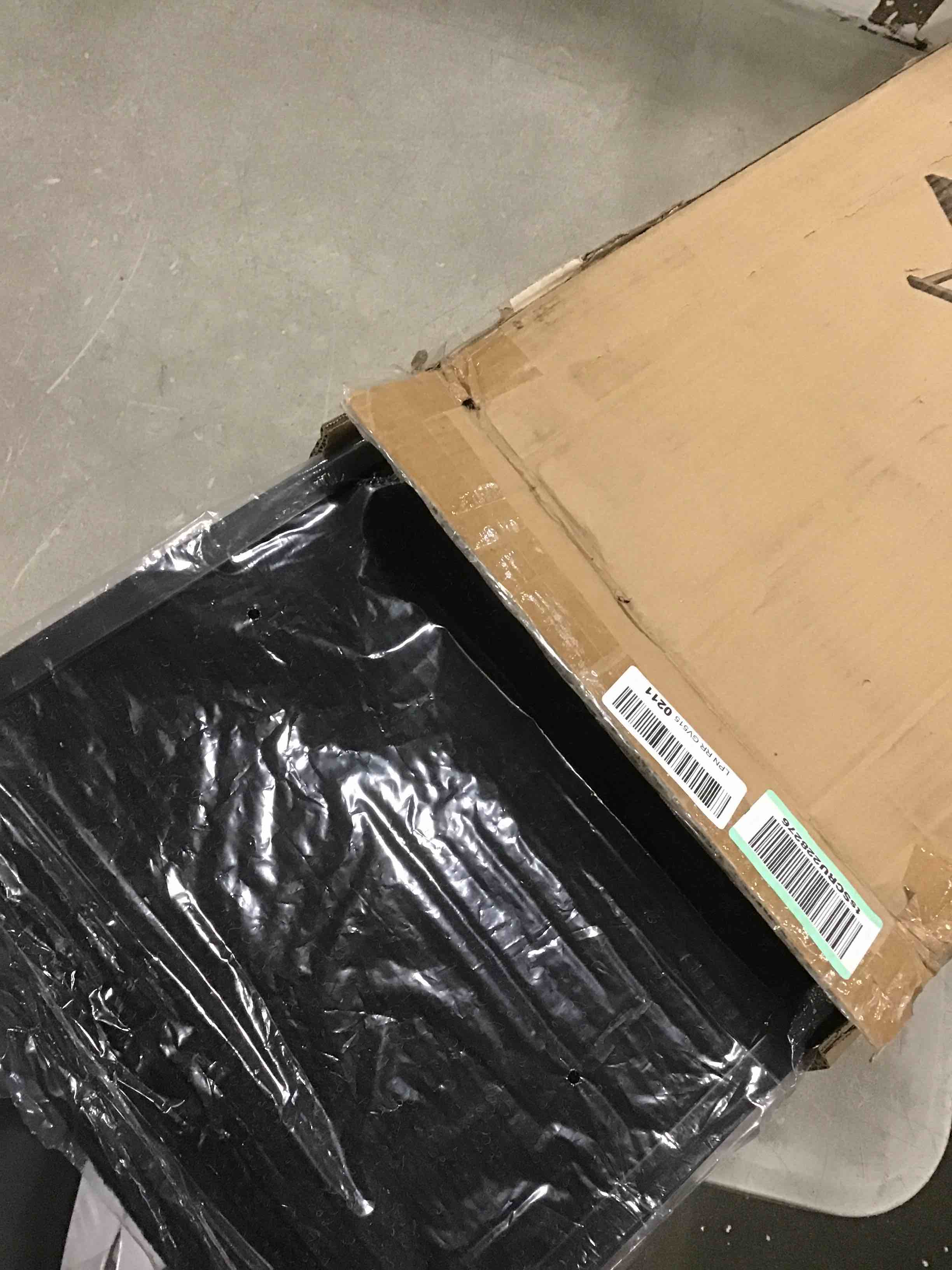 https://s3.amazonaws.com/lotting-images-prod/bidfta/GRN5801477_1710776283699.jpeg