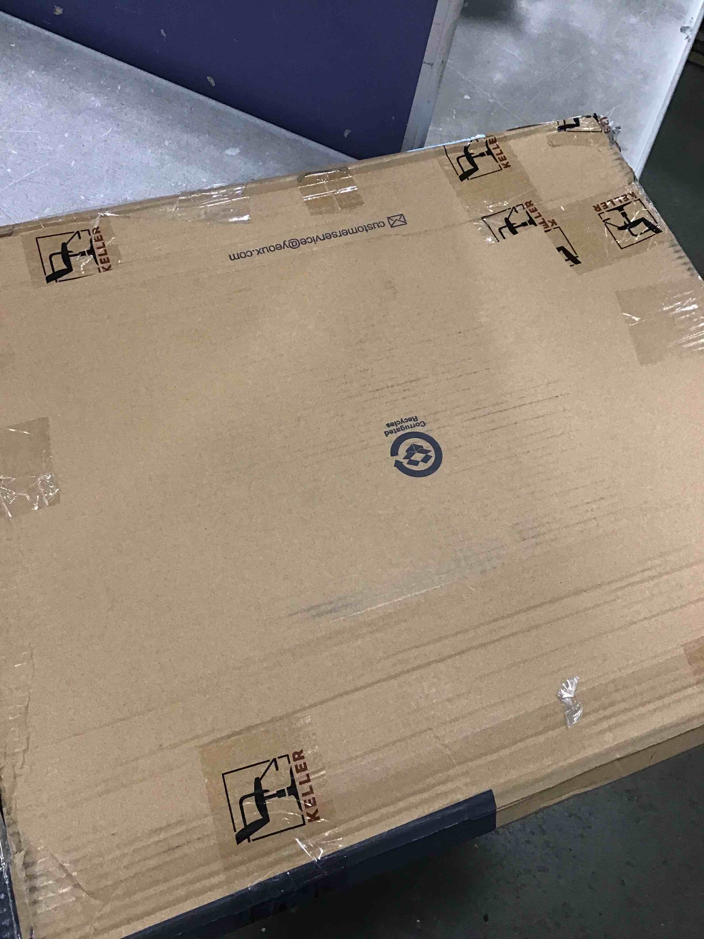 https://s3.amazonaws.com/lotting-images-prod/bidfta/GRN5801924_1710942775473.jpeg