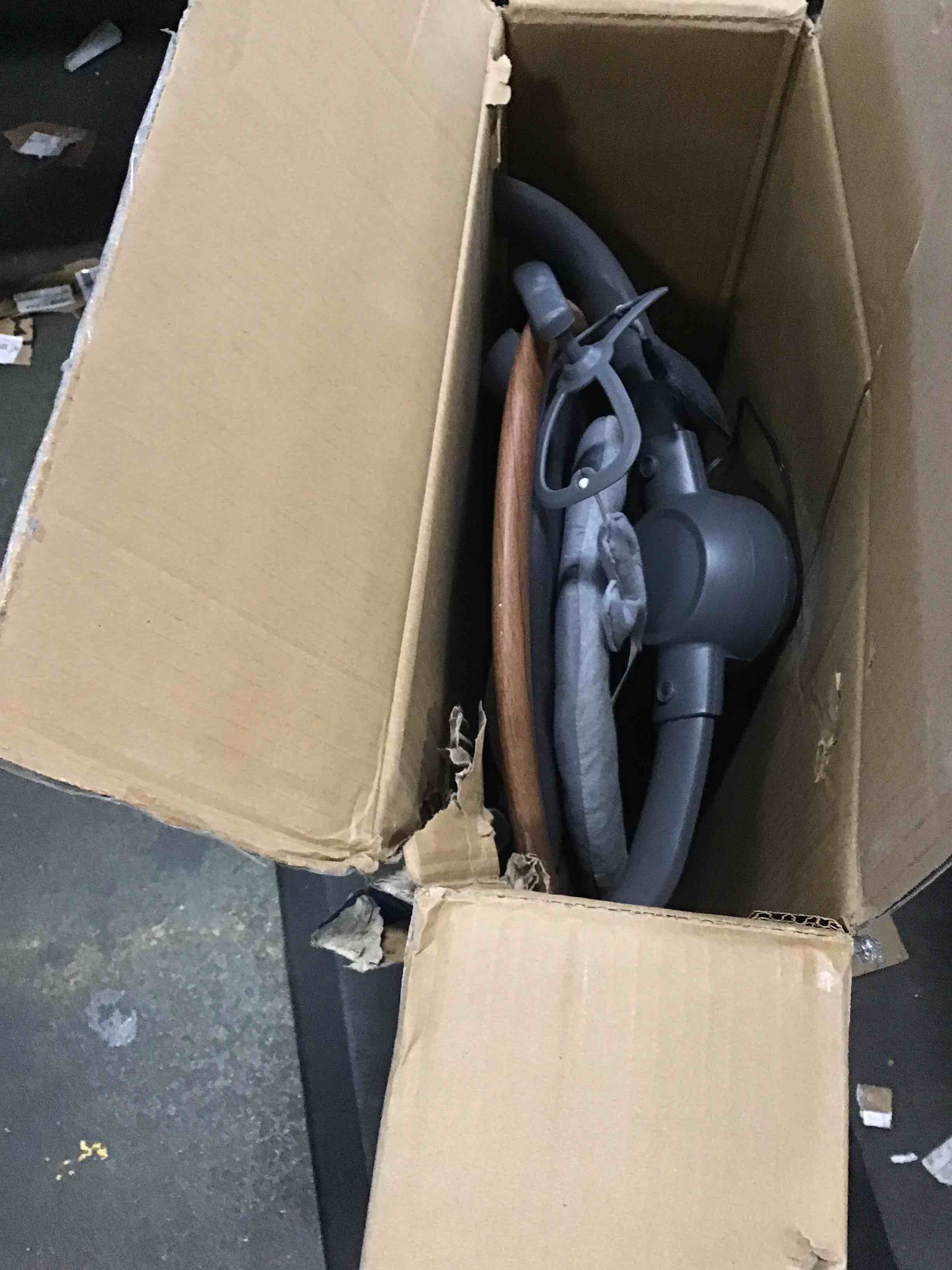 https://s3.amazonaws.com/lotting-images-prod/bidfta/GRN5802173_1711035554819.jpeg