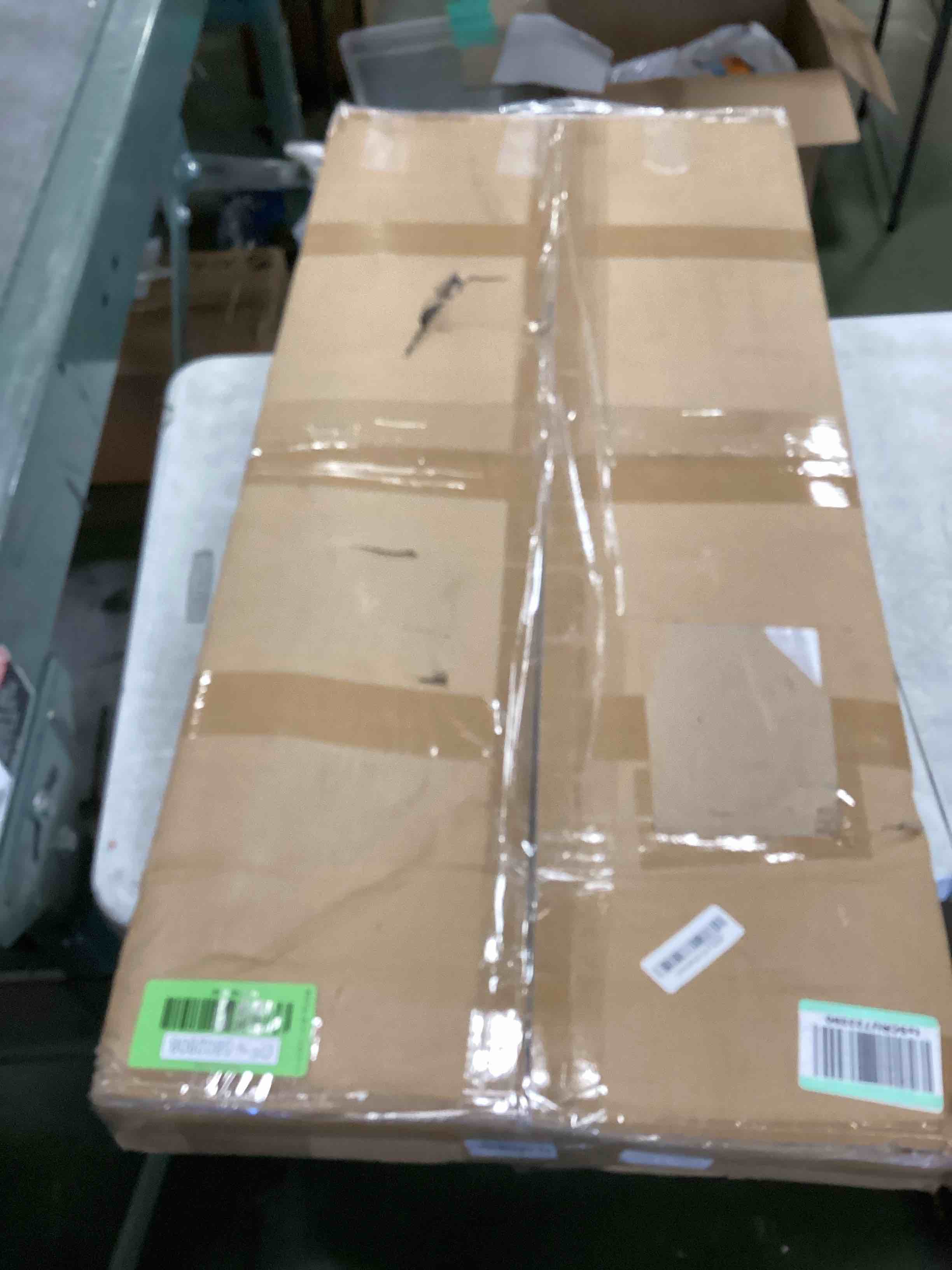https://s3.amazonaws.com/lotting-images-prod/bidfta/GRN5802808_1710333617810.jpeg