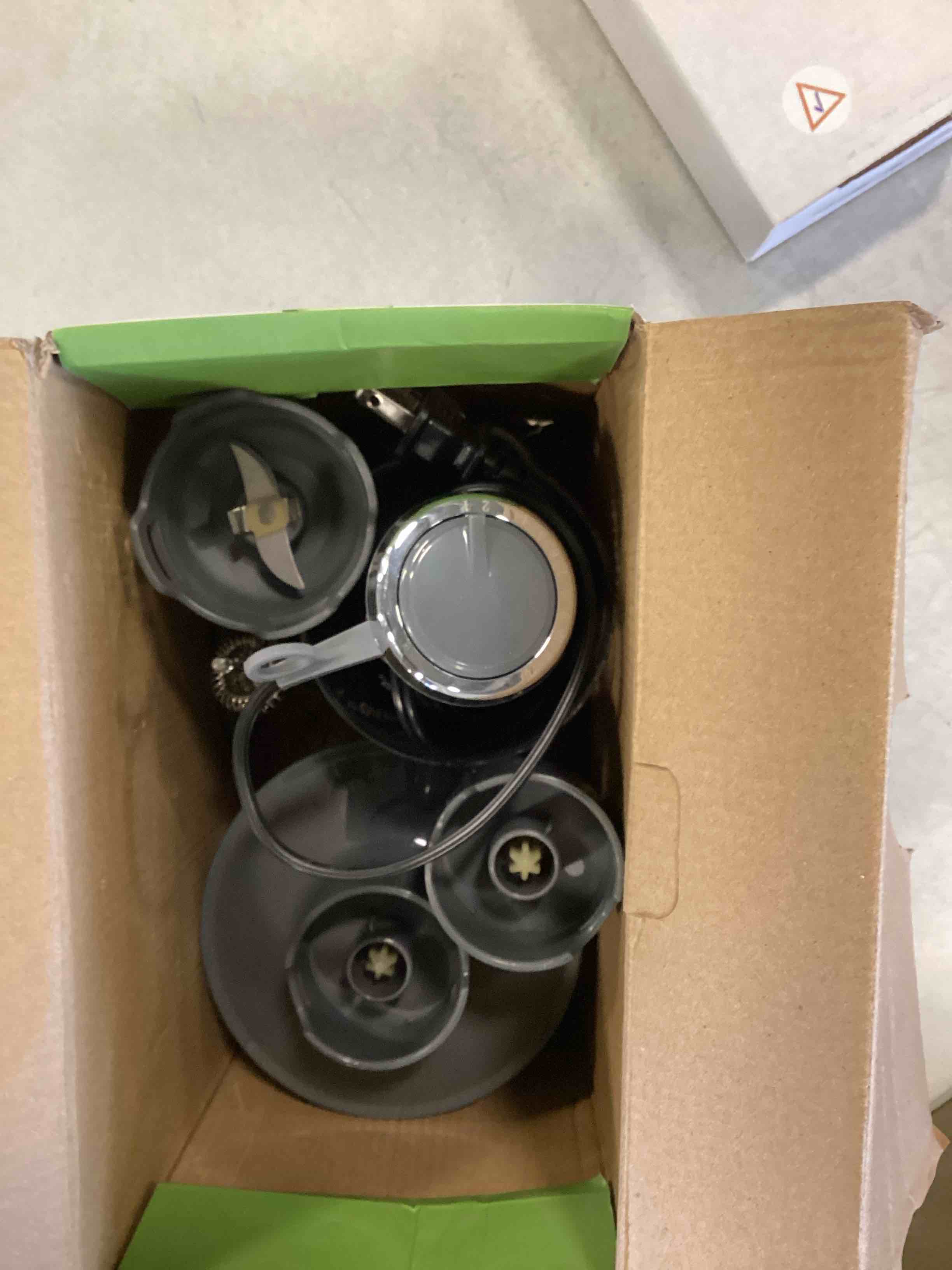 https://s3.amazonaws.com/lotting-images-prod/bidfta/GRN5802909_1710350852960.jpeg
