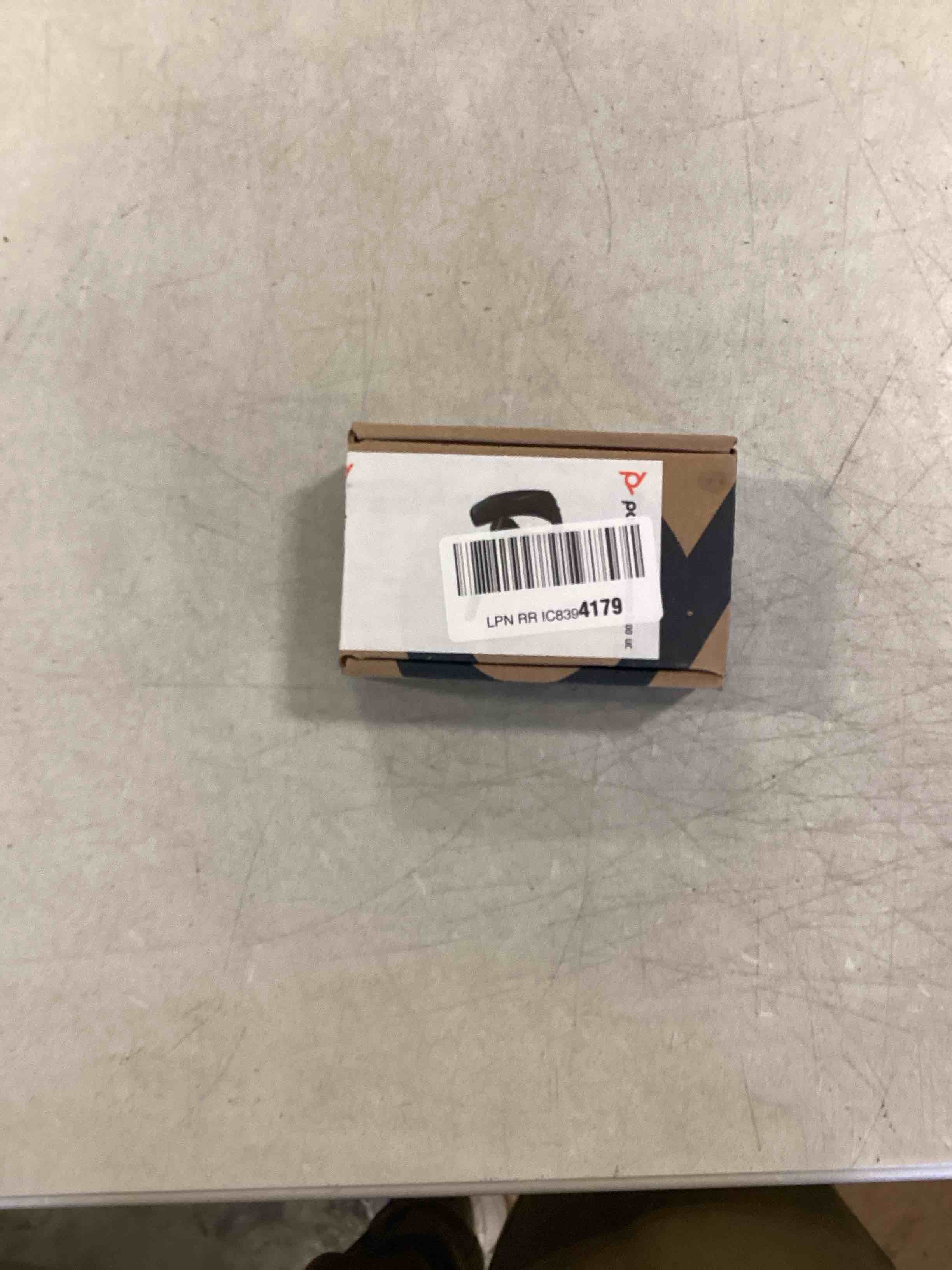 https://s3.amazonaws.com/lotting-images-prod/bidfta/GRN5802920_1710352114412.jpeg