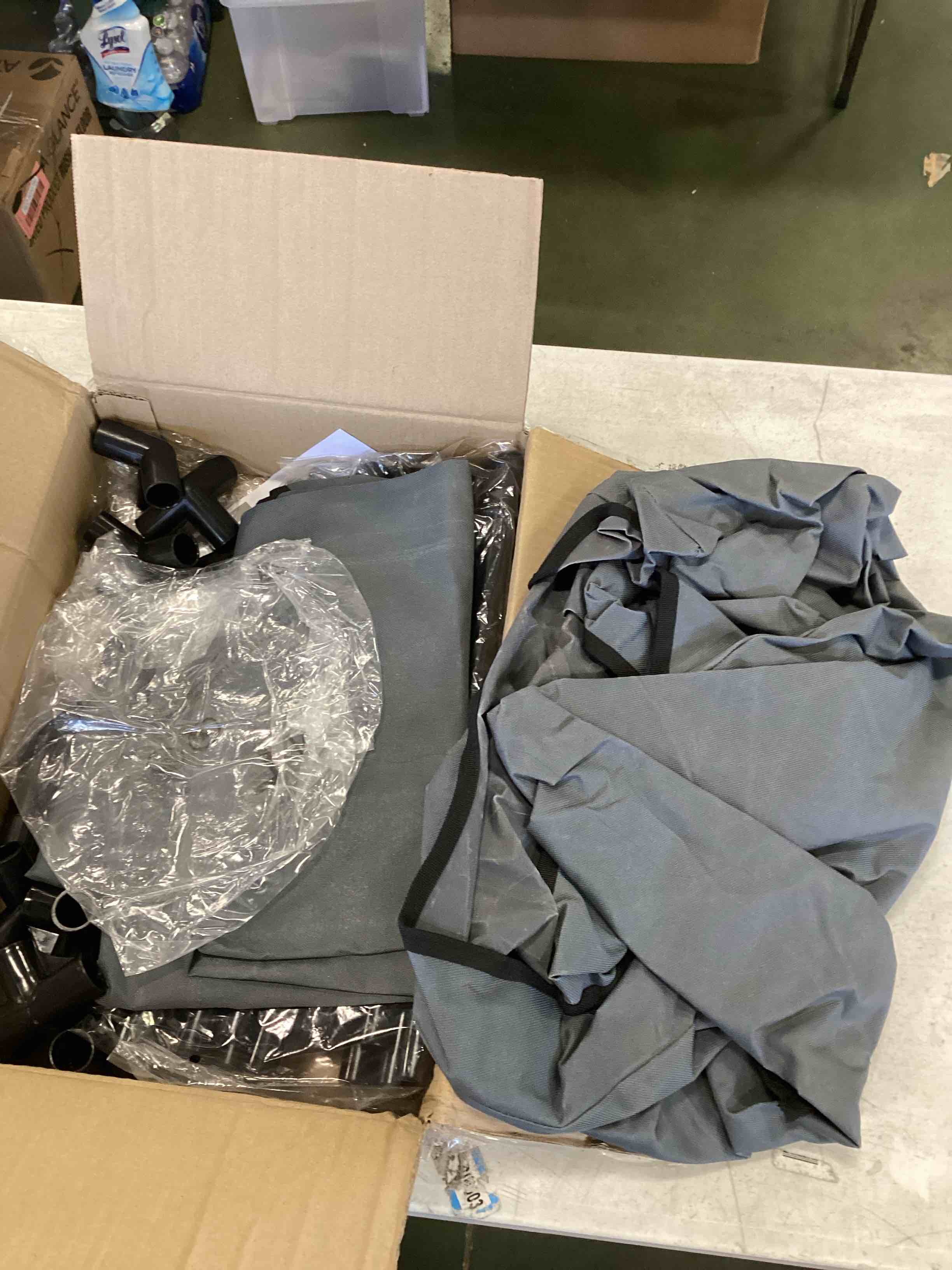https://s3.amazonaws.com/lotting-images-prod/bidfta/GRN5802930_1710355182519.jpeg