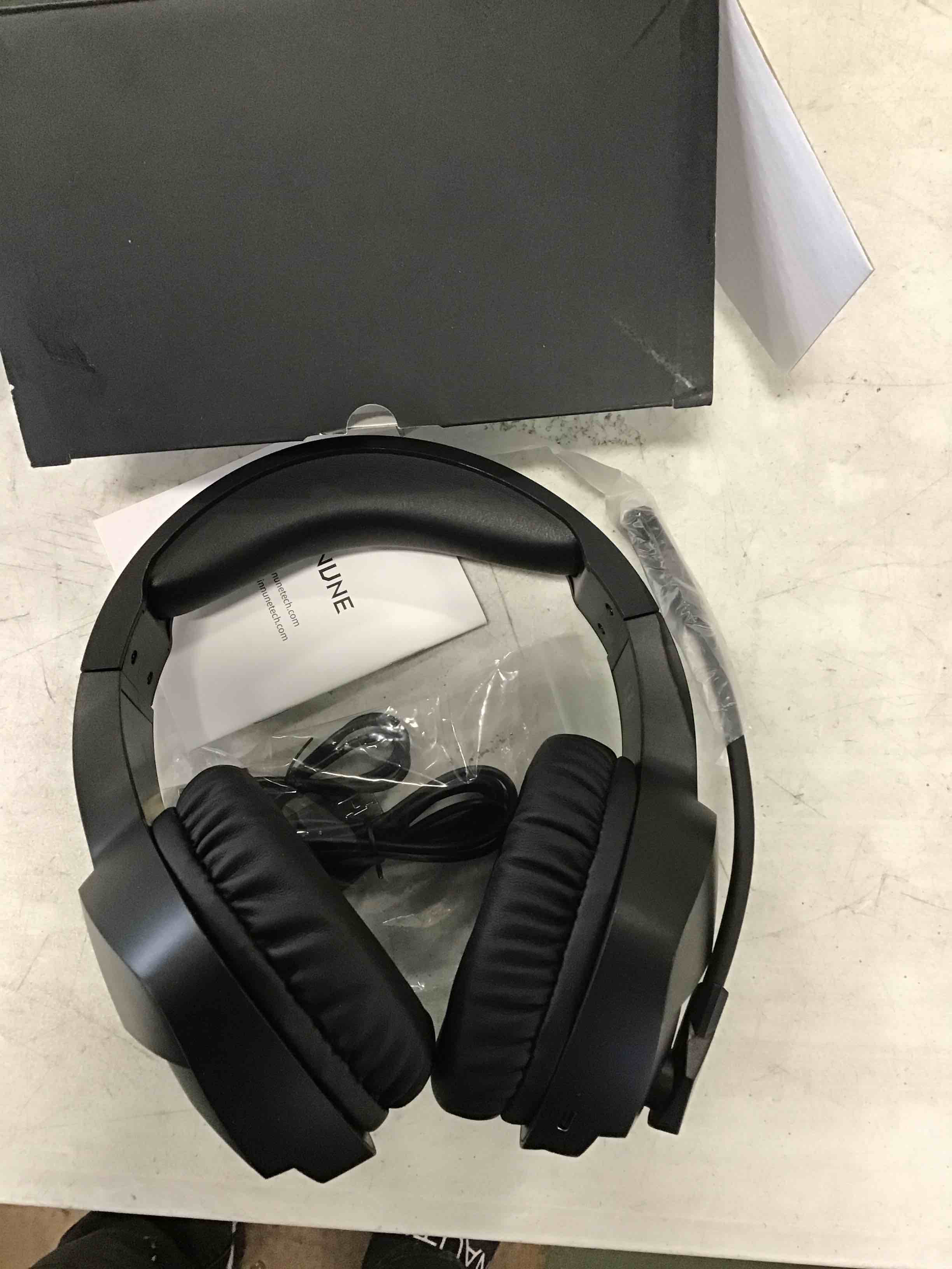 https://s3.amazonaws.com/lotting-images-prod/bidfta/GRN5803860_1711544258986.jpeg