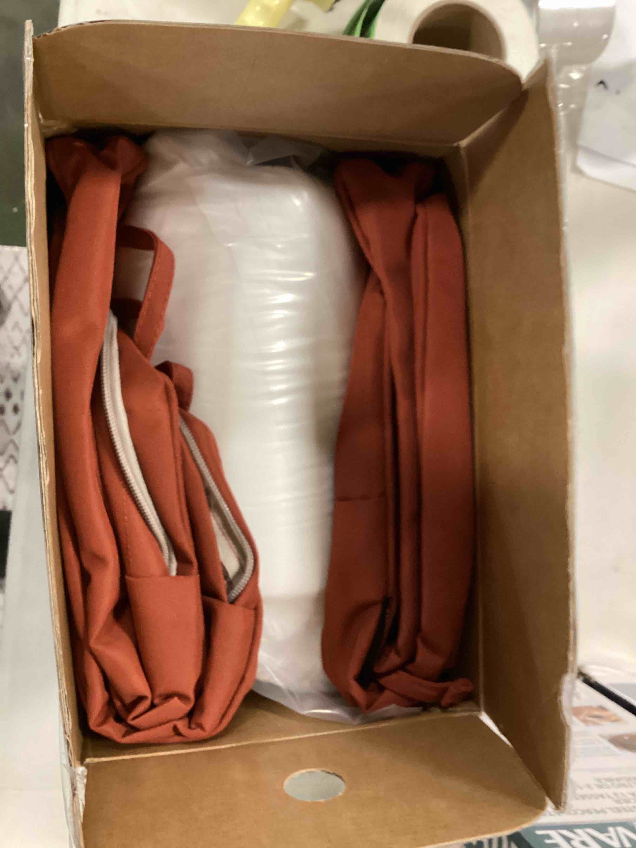 https://s3.amazonaws.com/lotting-images-prod/bidfta/GRN5804194_1715175286102.jpeg