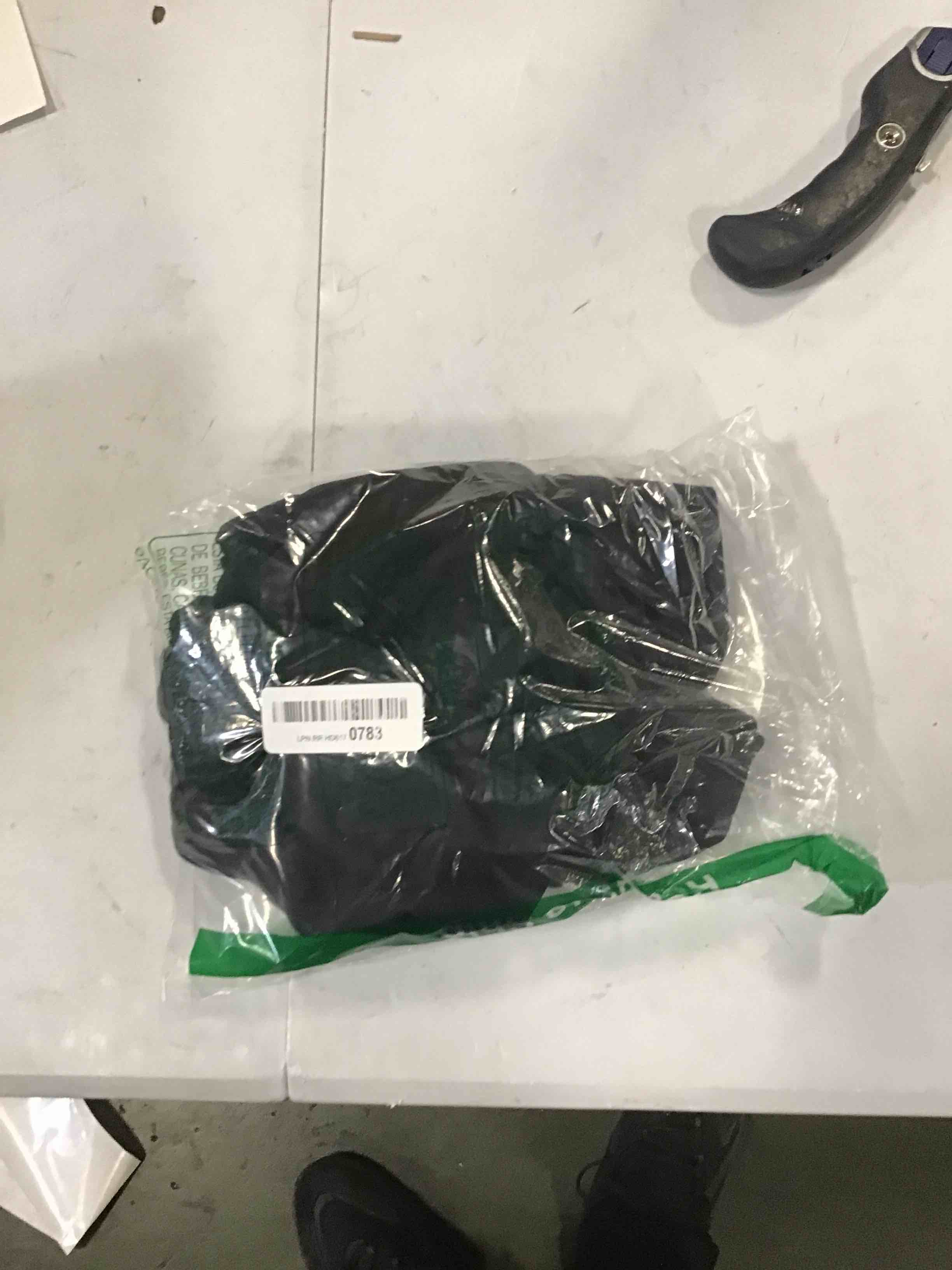 https://s3.amazonaws.com/lotting-images-prod/bidfta/GRN5805930_1715190614794.jpeg