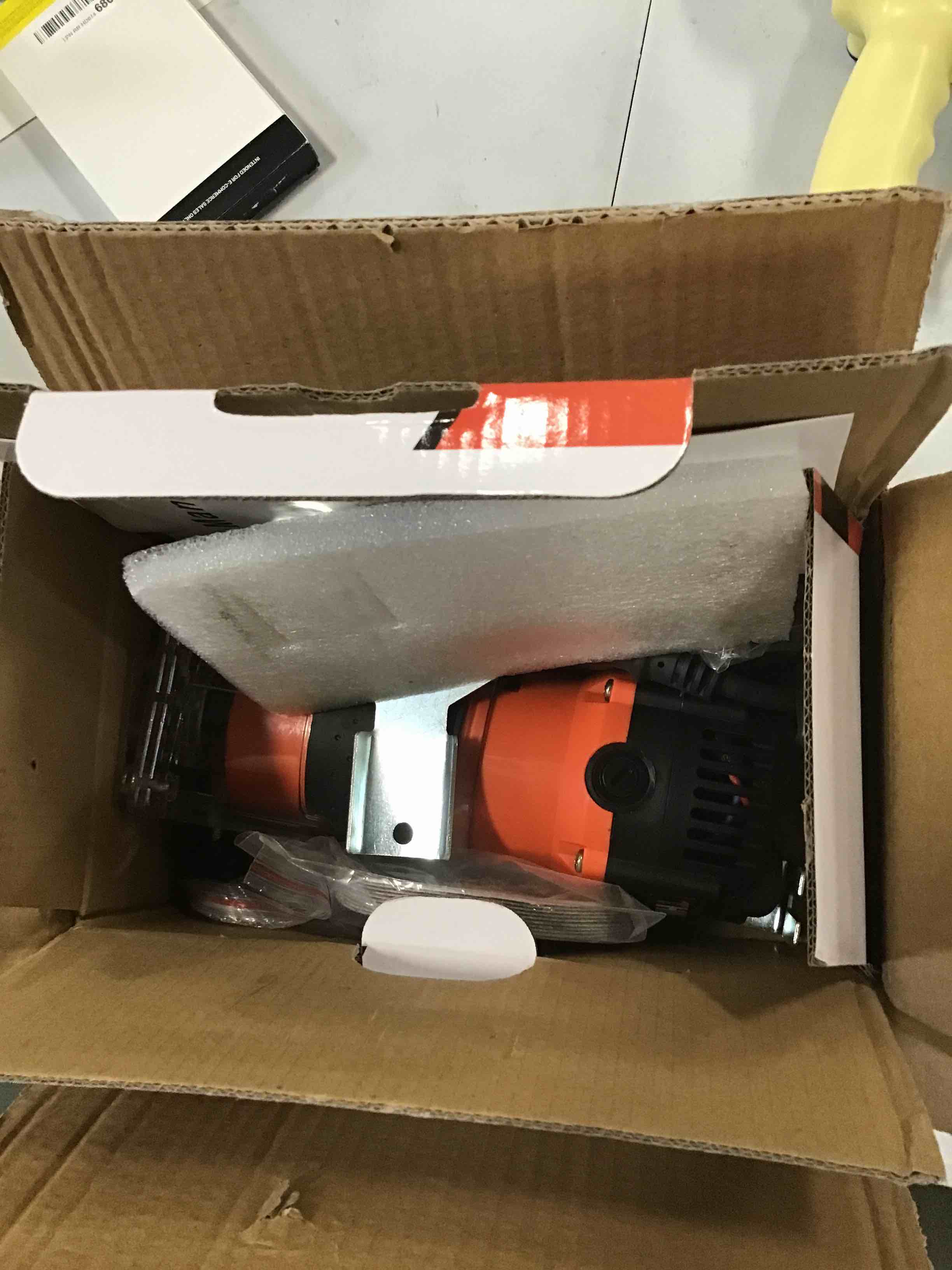 https://s3.amazonaws.com/lotting-images-prod/bidfta/GRN5805940_1715192745603.jpeg