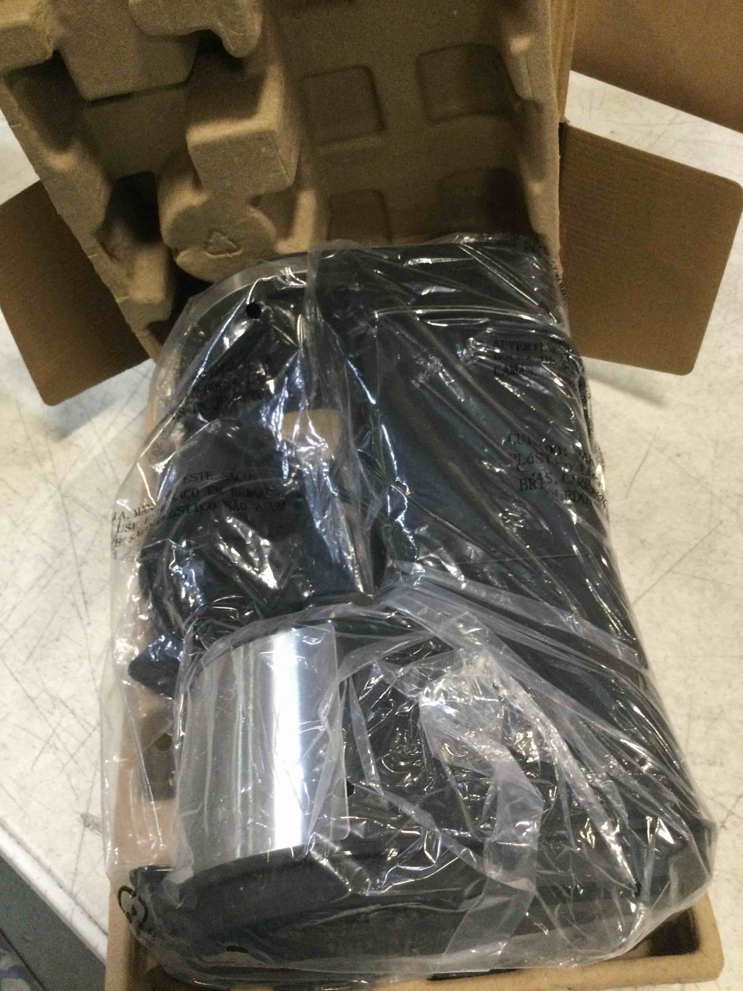 https://s3.amazonaws.com/lotting-images-prod/bidfta/GRN5806283_1715886980095.jpeg