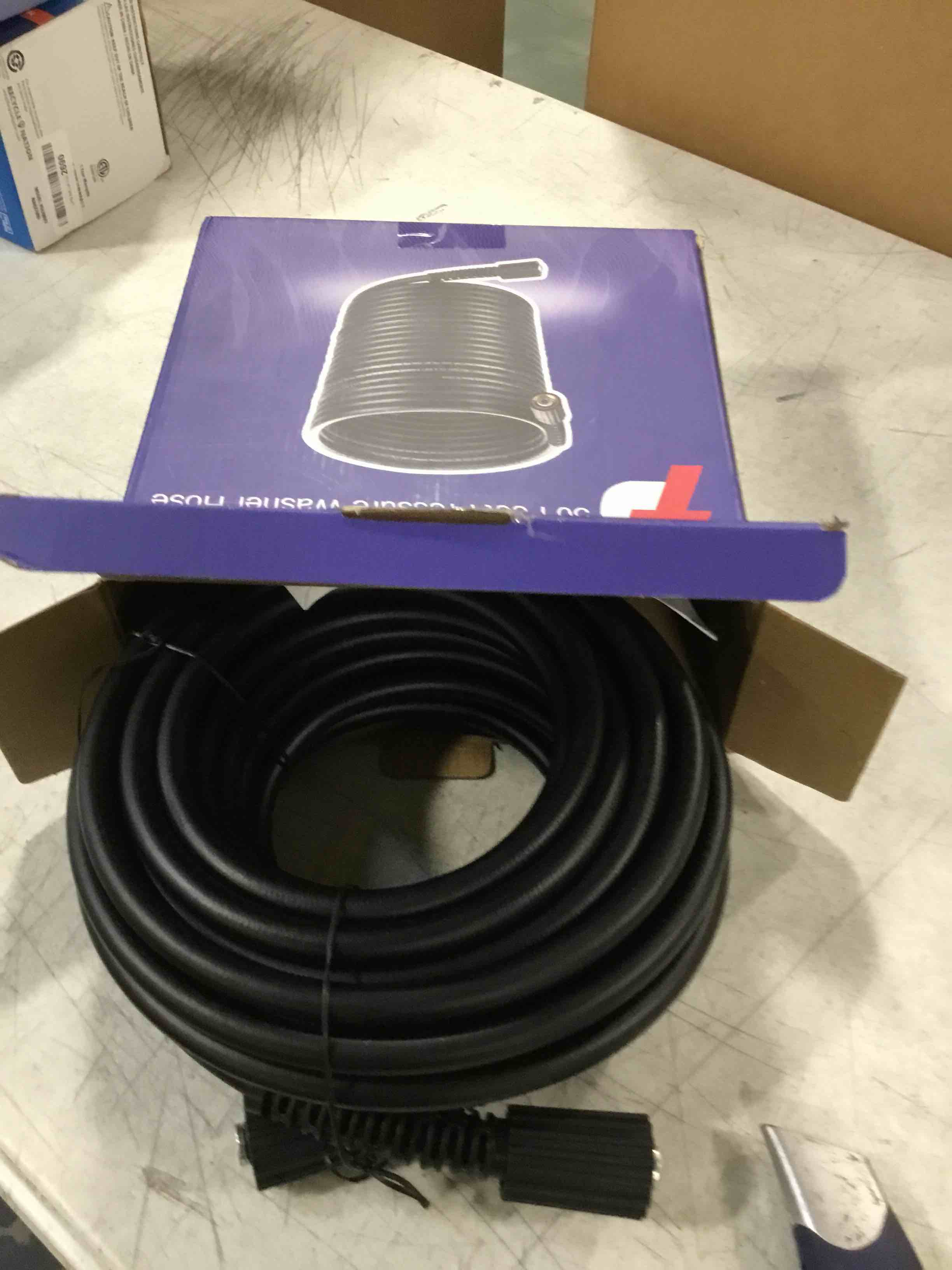 https://s3.amazonaws.com/lotting-images-prod/bidfta/GRN5806336_1715948166207.jpeg