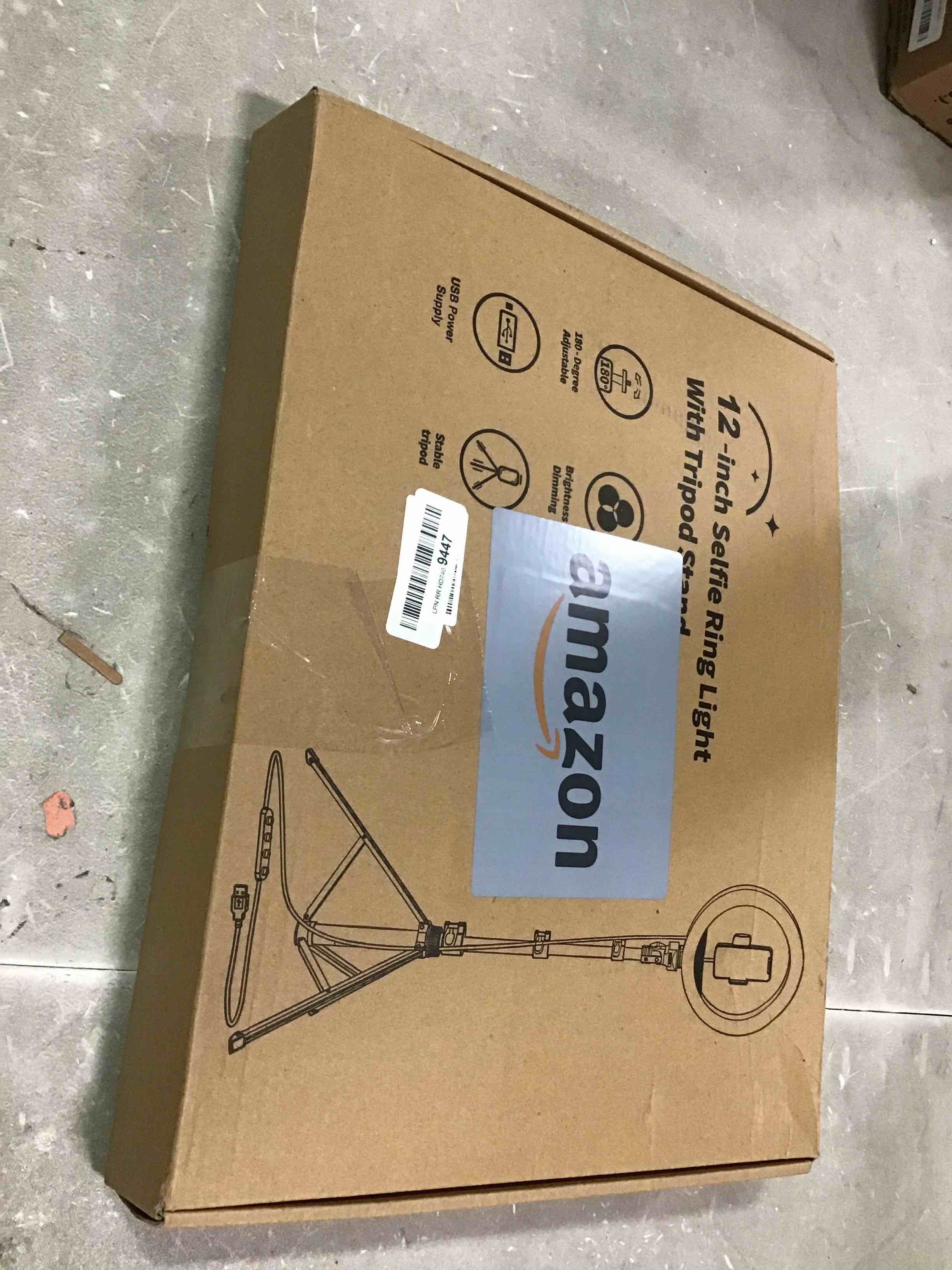 https://s3.amazonaws.com/lotting-images-prod/bidfta/GRN5806860_1716397403487.jpeg