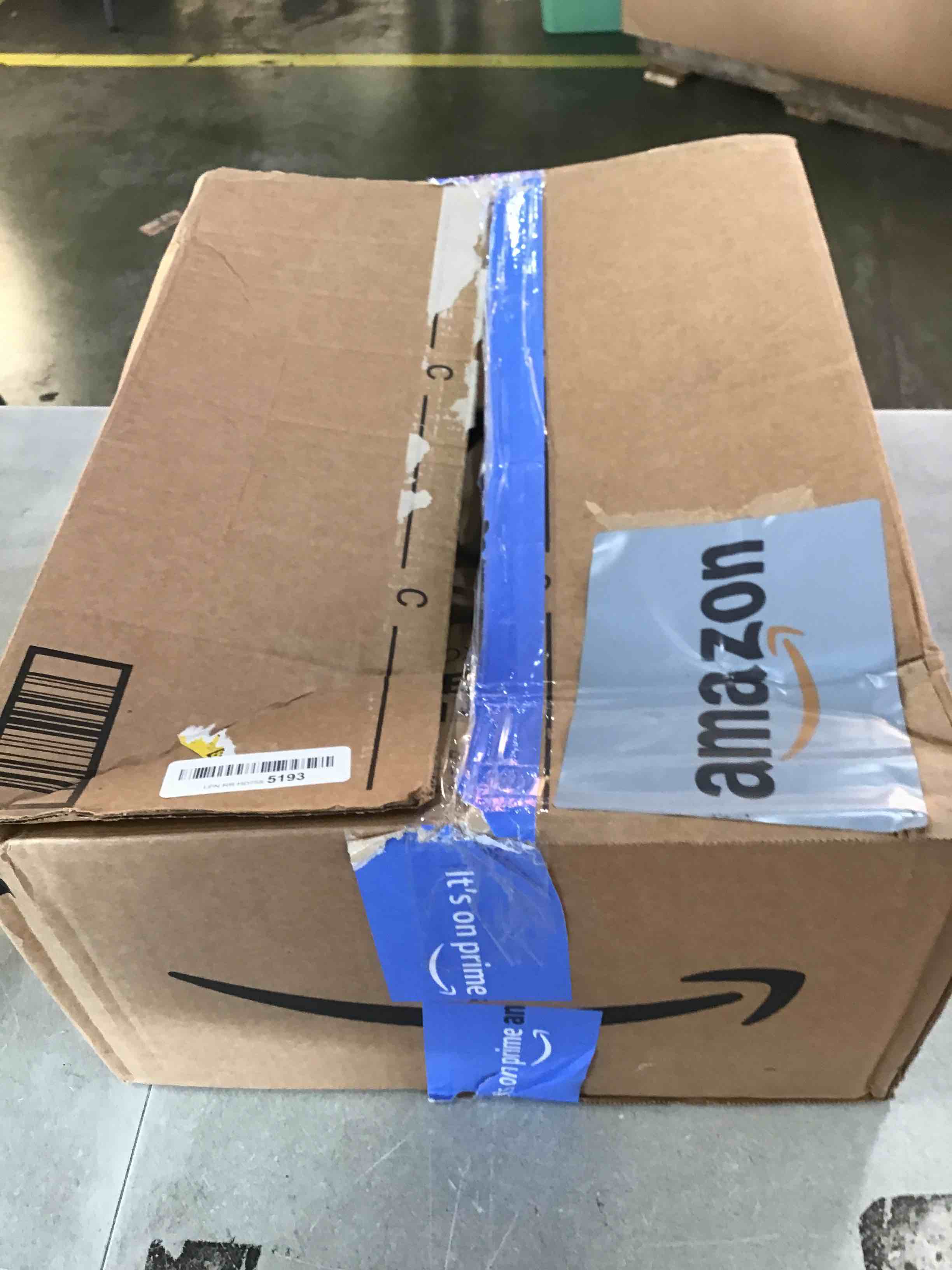 https://s3.amazonaws.com/lotting-images-prod/bidfta/GRN5807332_1714650440624.jpeg