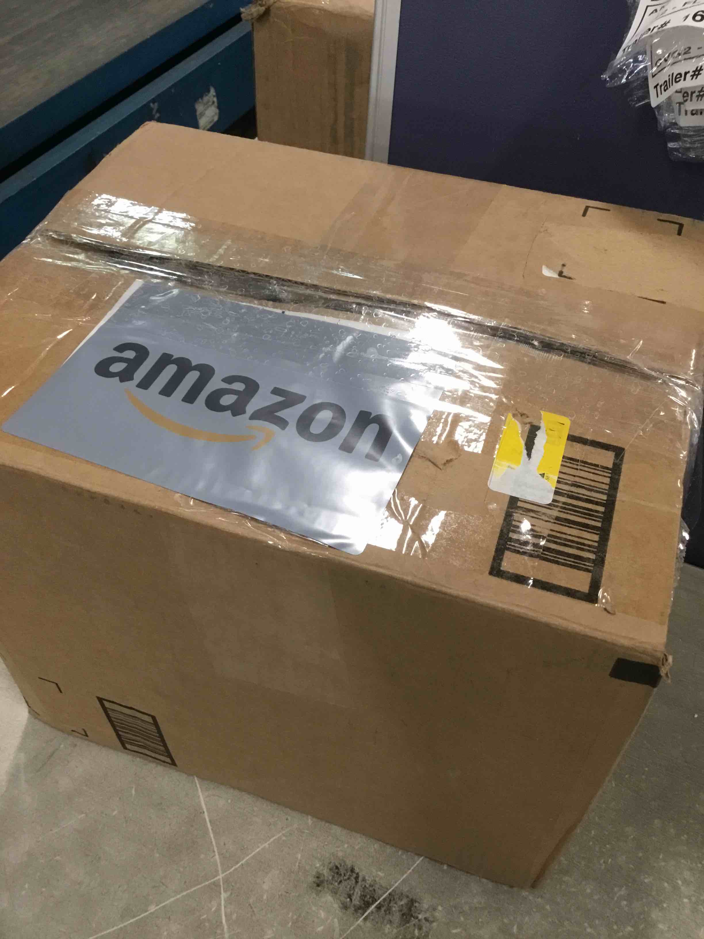 https://s3.amazonaws.com/lotting-images-prod/bidfta/GRN5809401_1714762170210.jpeg