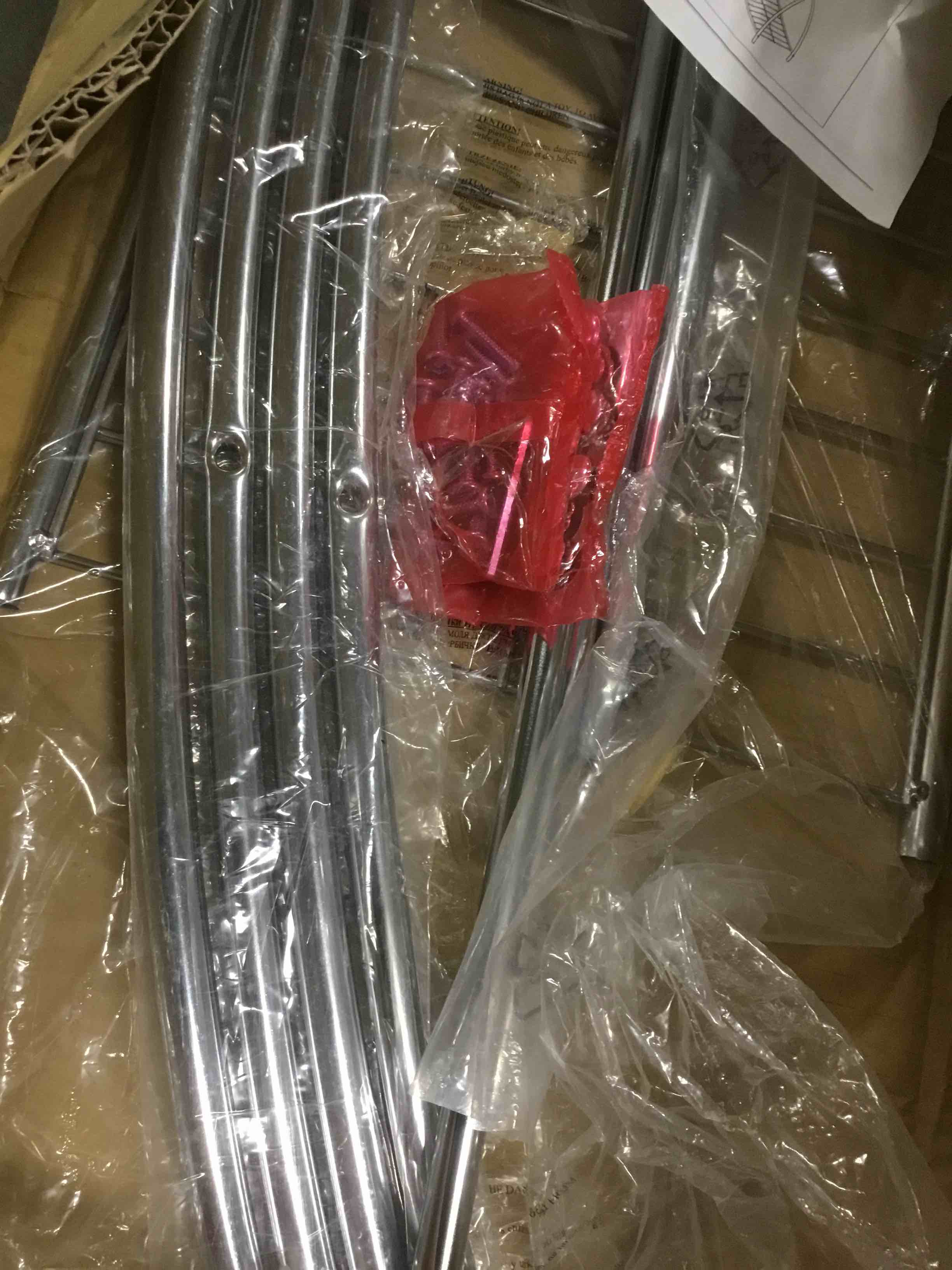 https://s3.amazonaws.com/lotting-images-prod/bidfta/GRN5810376_1715166987946.jpeg