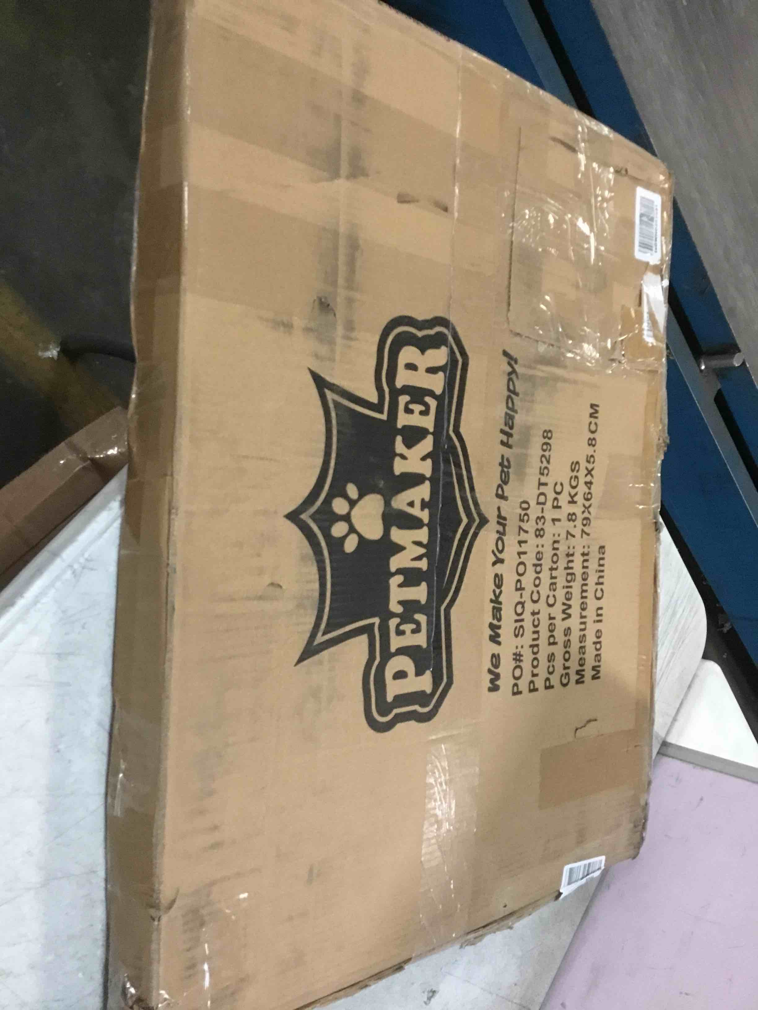 https://s3.amazonaws.com/lotting-images-prod/bidfta/GRN5811218_1715438652655.jpeg