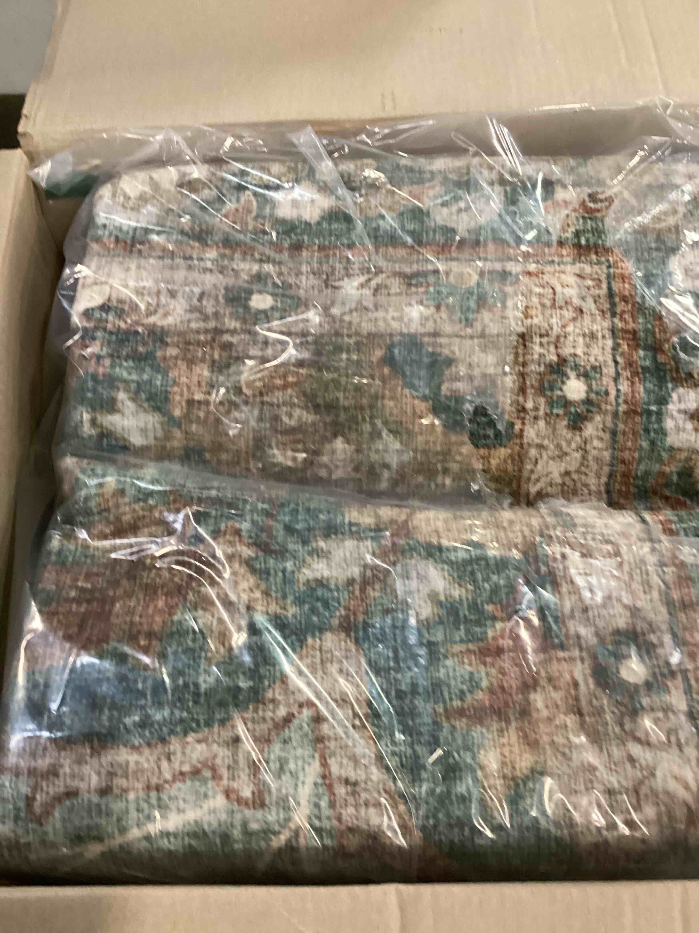 https://s3.amazonaws.com/lotting-images-prod/bidfta/GRN5811512_1715002451907.jpeg