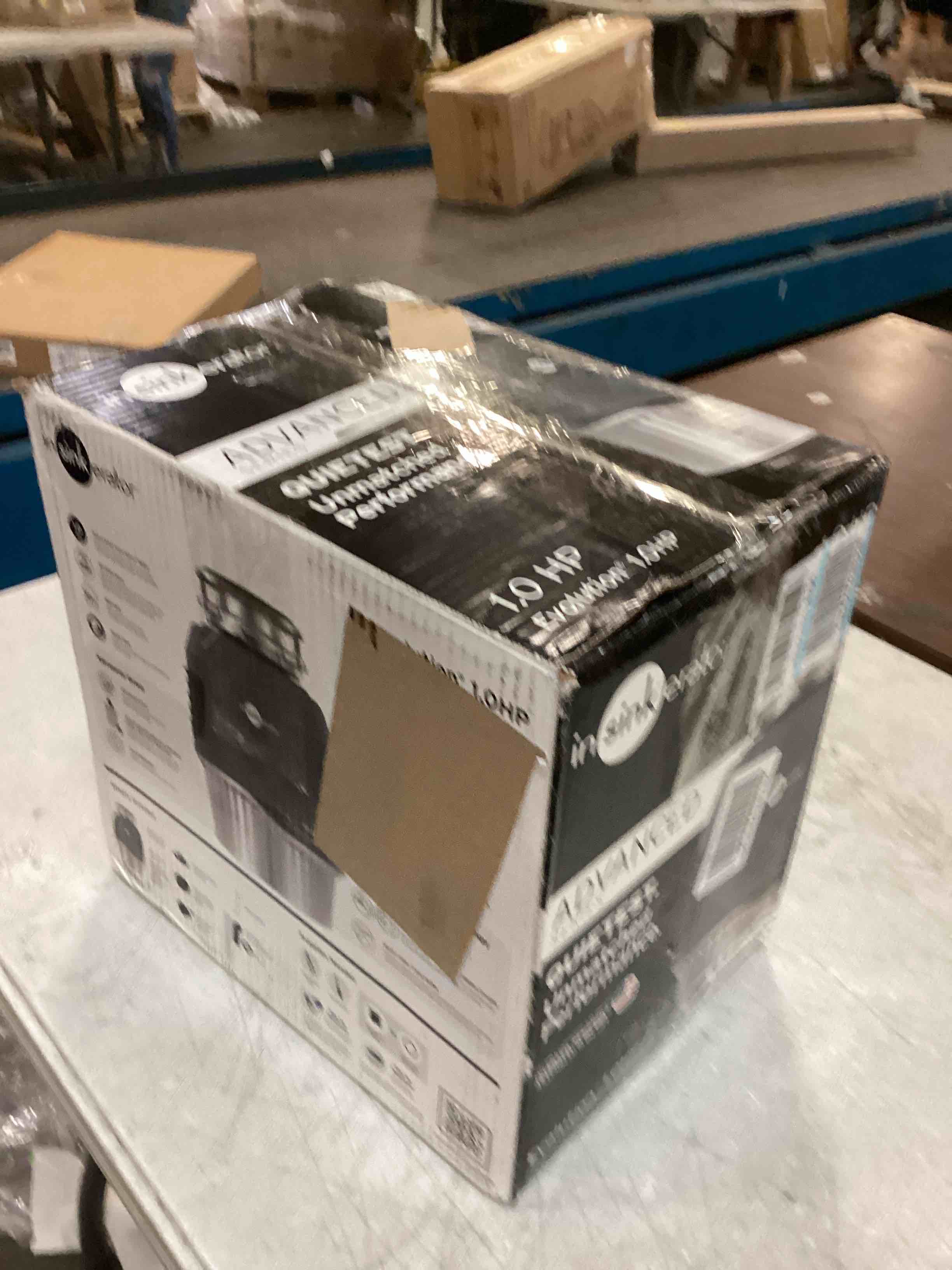 https://s3.amazonaws.com/lotting-images-prod/bidfta/GRN5812063_1715275181722.jpeg