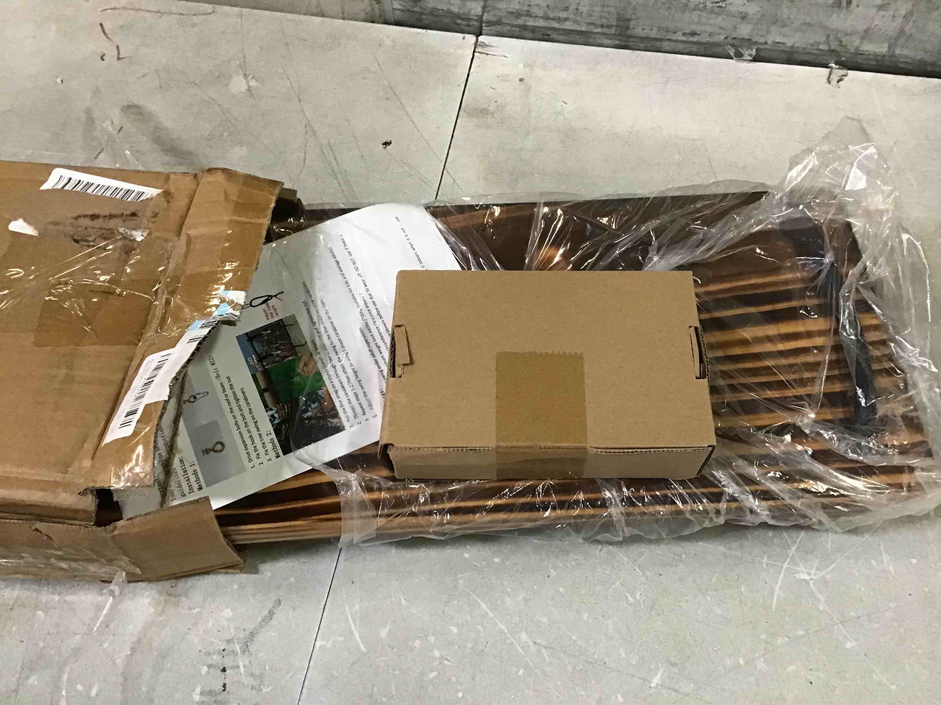 https://s3.amazonaws.com/lotting-images-prod/bidfta/GRN5813902_1716045785935.jpeg