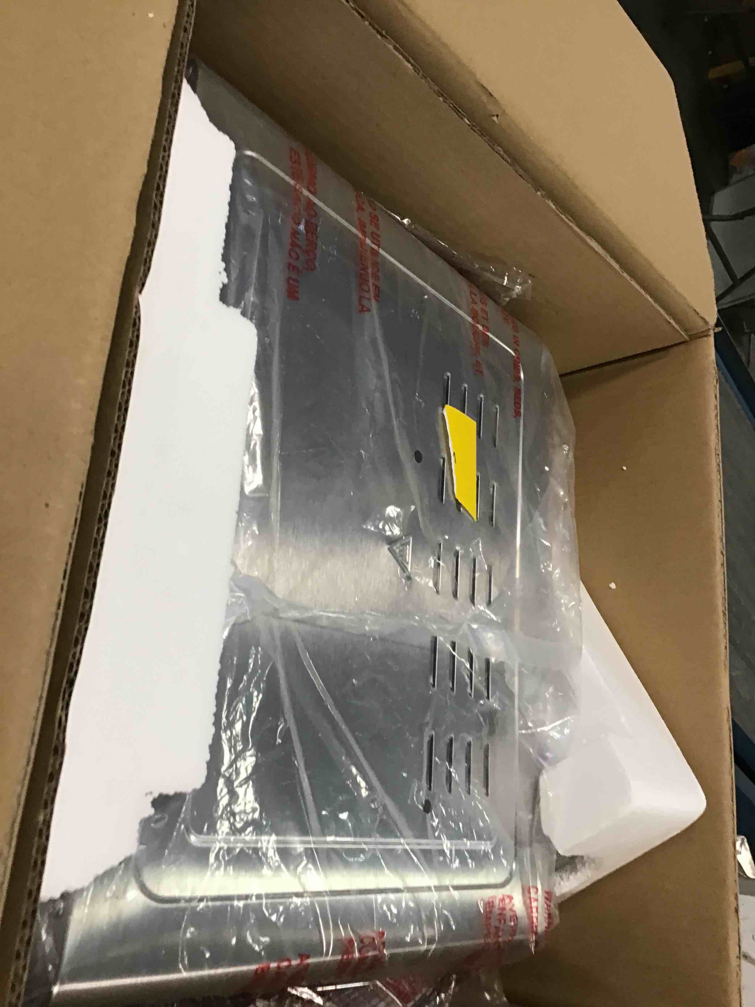 https://s3.amazonaws.com/lotting-images-prod/bidfta/GRN5815318_1714822320490.jpeg