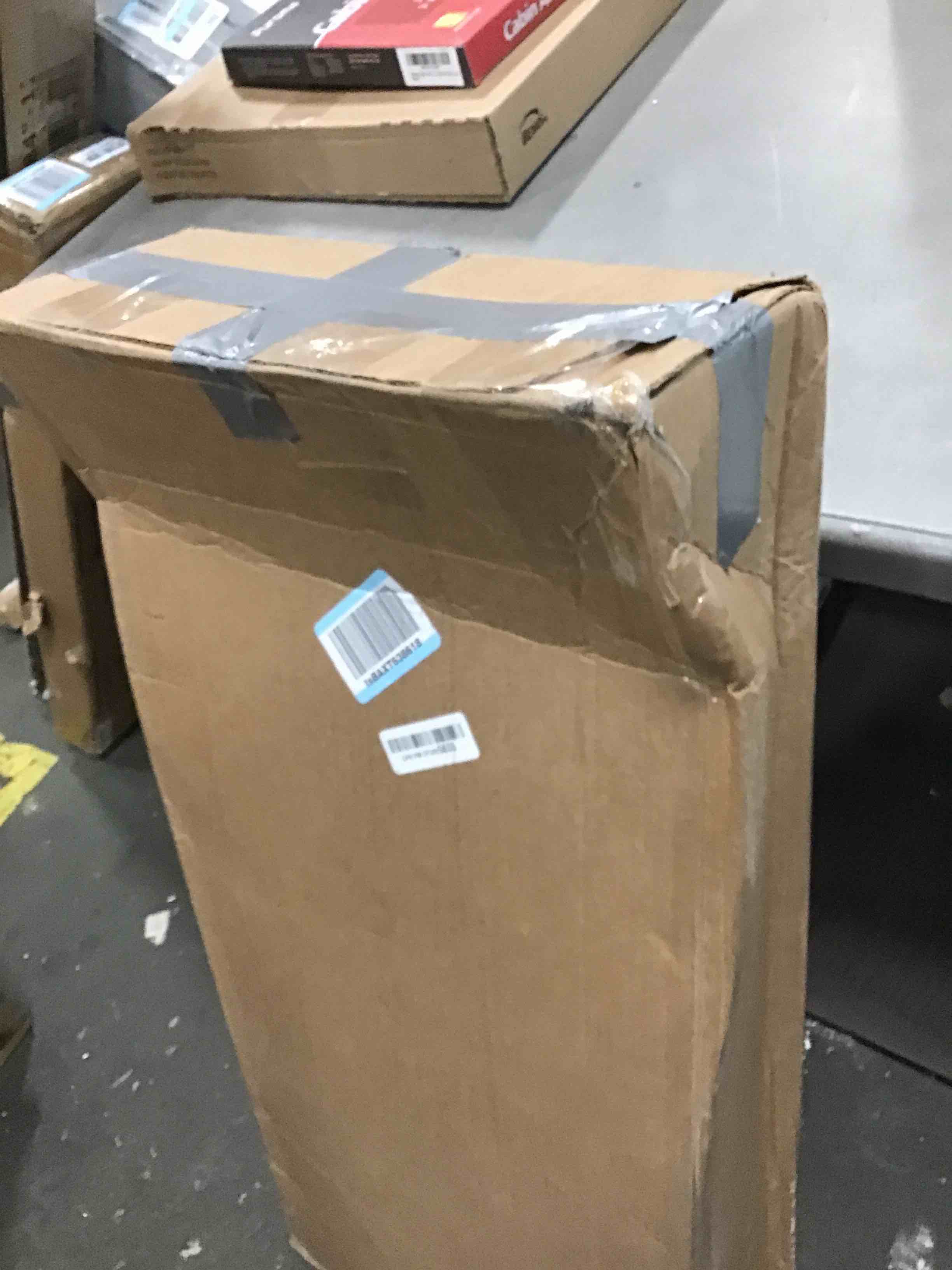https://s3.amazonaws.com/lotting-images-prod/bidfta/GRN5815751_1715006644139.jpeg