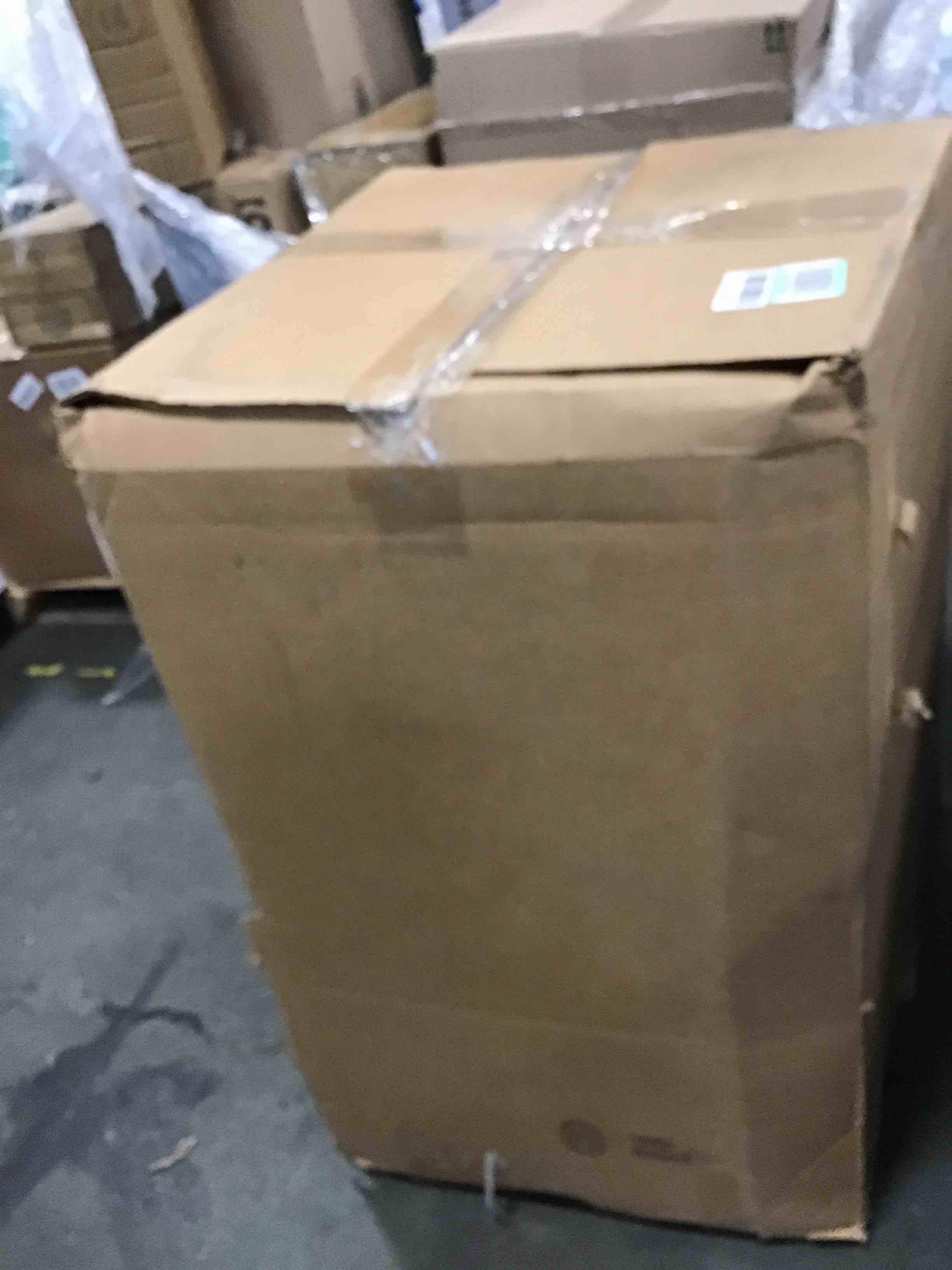 https://s3.amazonaws.com/lotting-images-prod/bidfta/GRN5815776_1715008467835.jpeg