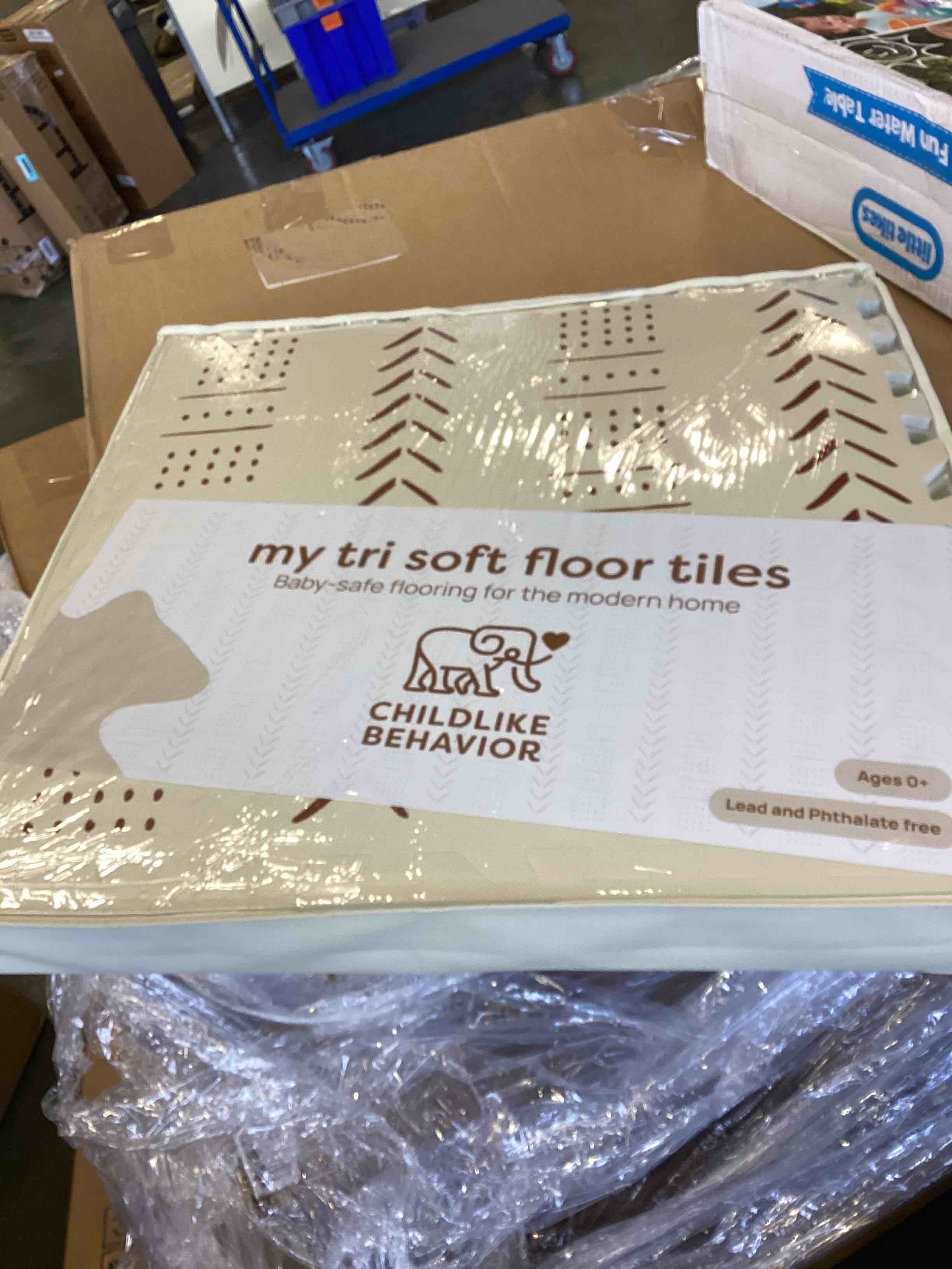 https://s3.amazonaws.com/lotting-images-prod/bidfta/GRN5815942_1705939729539.jpeg
