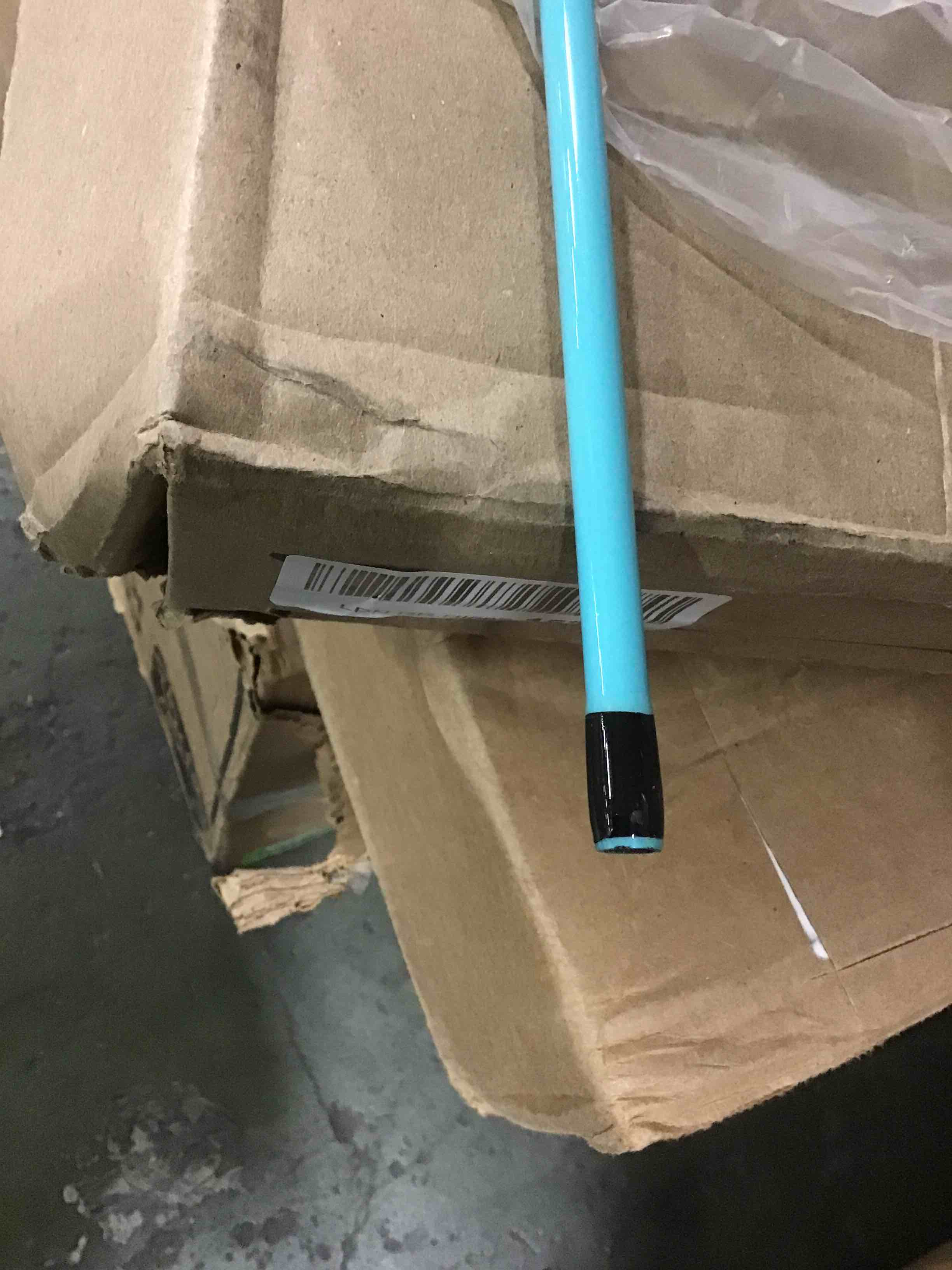 https://s3.amazonaws.com/lotting-images-prod/bidfta/GRN5816303_1706186202814.jpeg