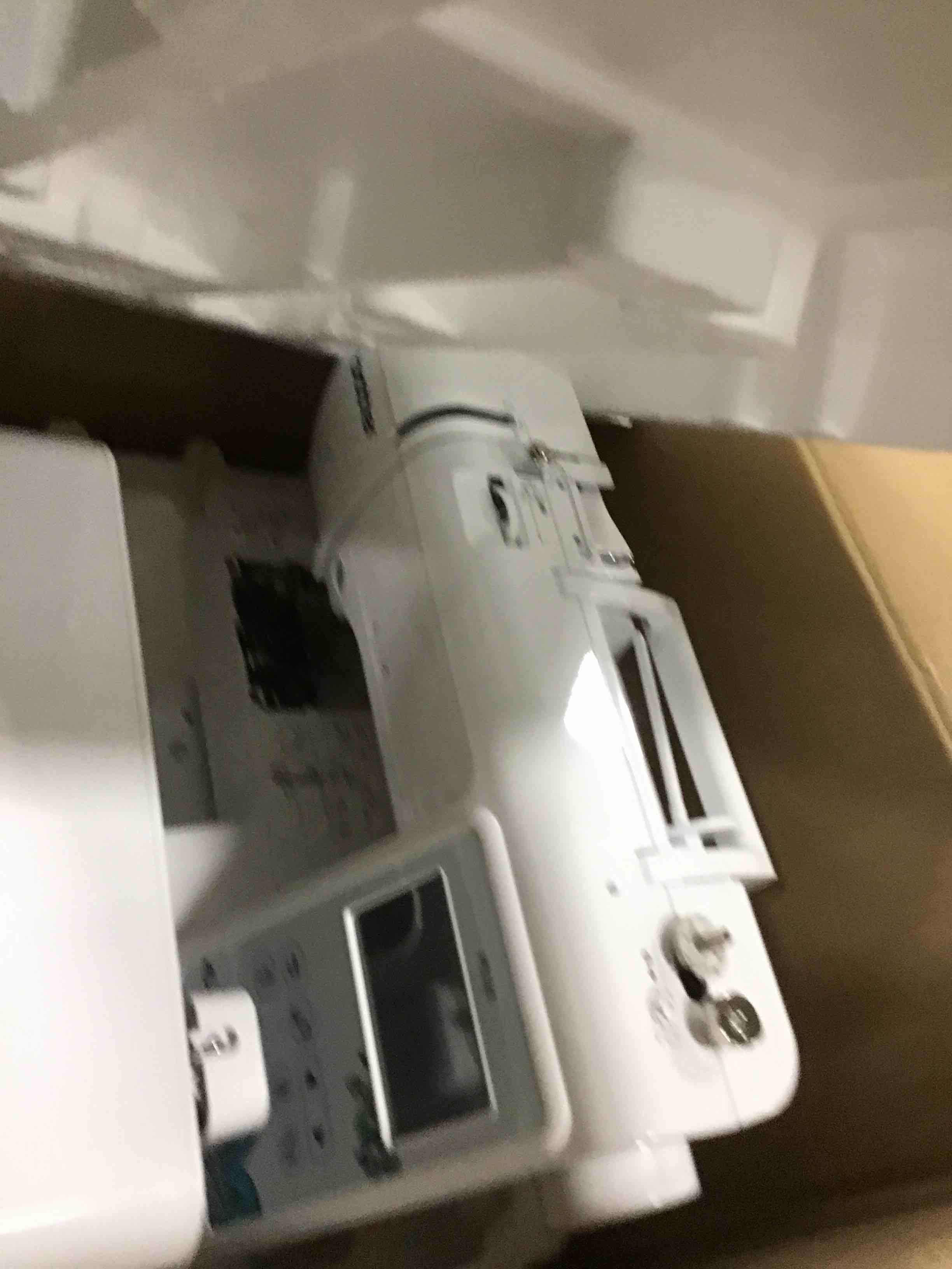 https://s3.amazonaws.com/lotting-images-prod/bidfta/GRN5817513_1705925238419.jpeg