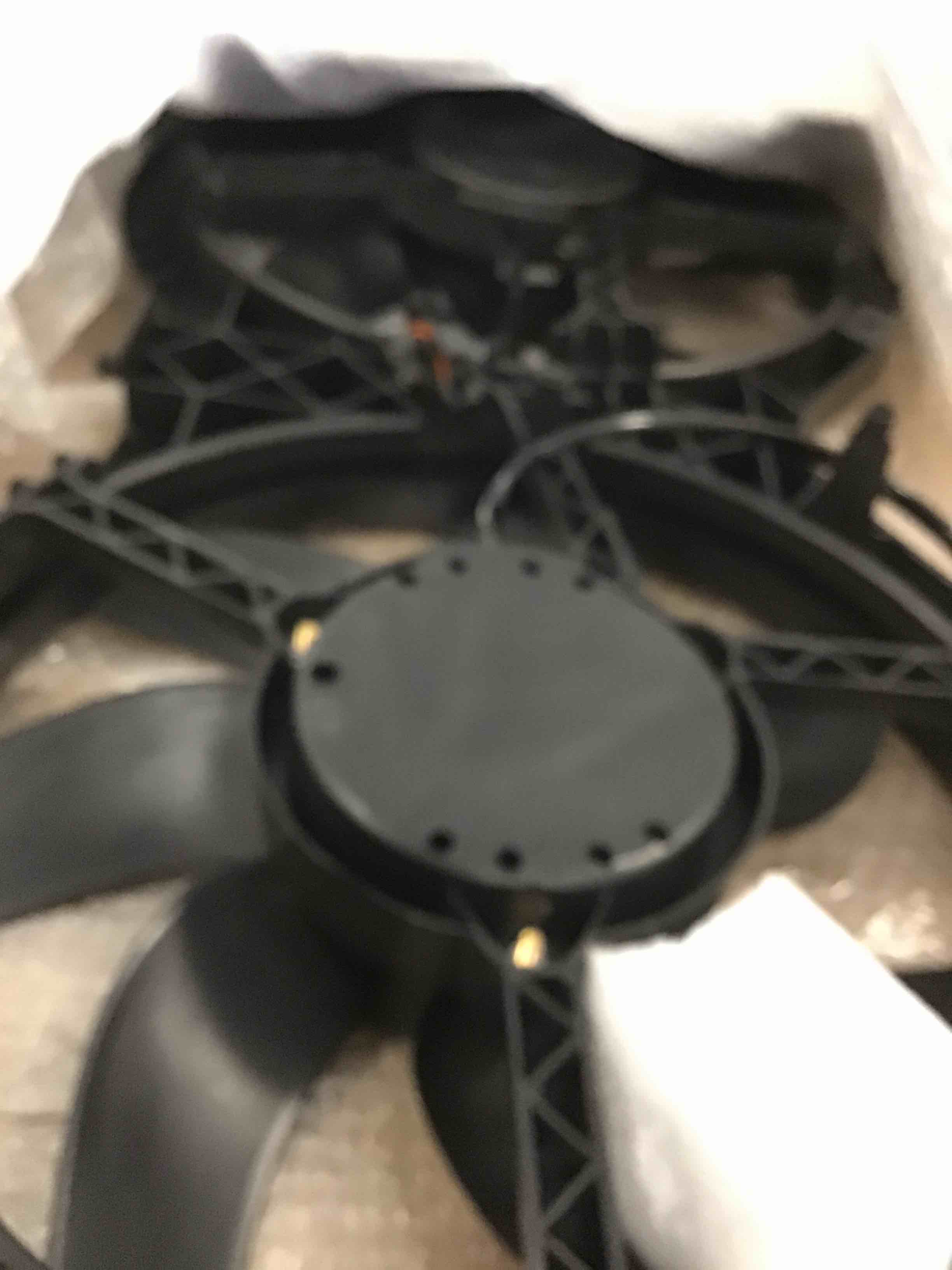 https://s3.amazonaws.com/lotting-images-prod/bidfta/GRN5819729_1705766367834.jpeg
