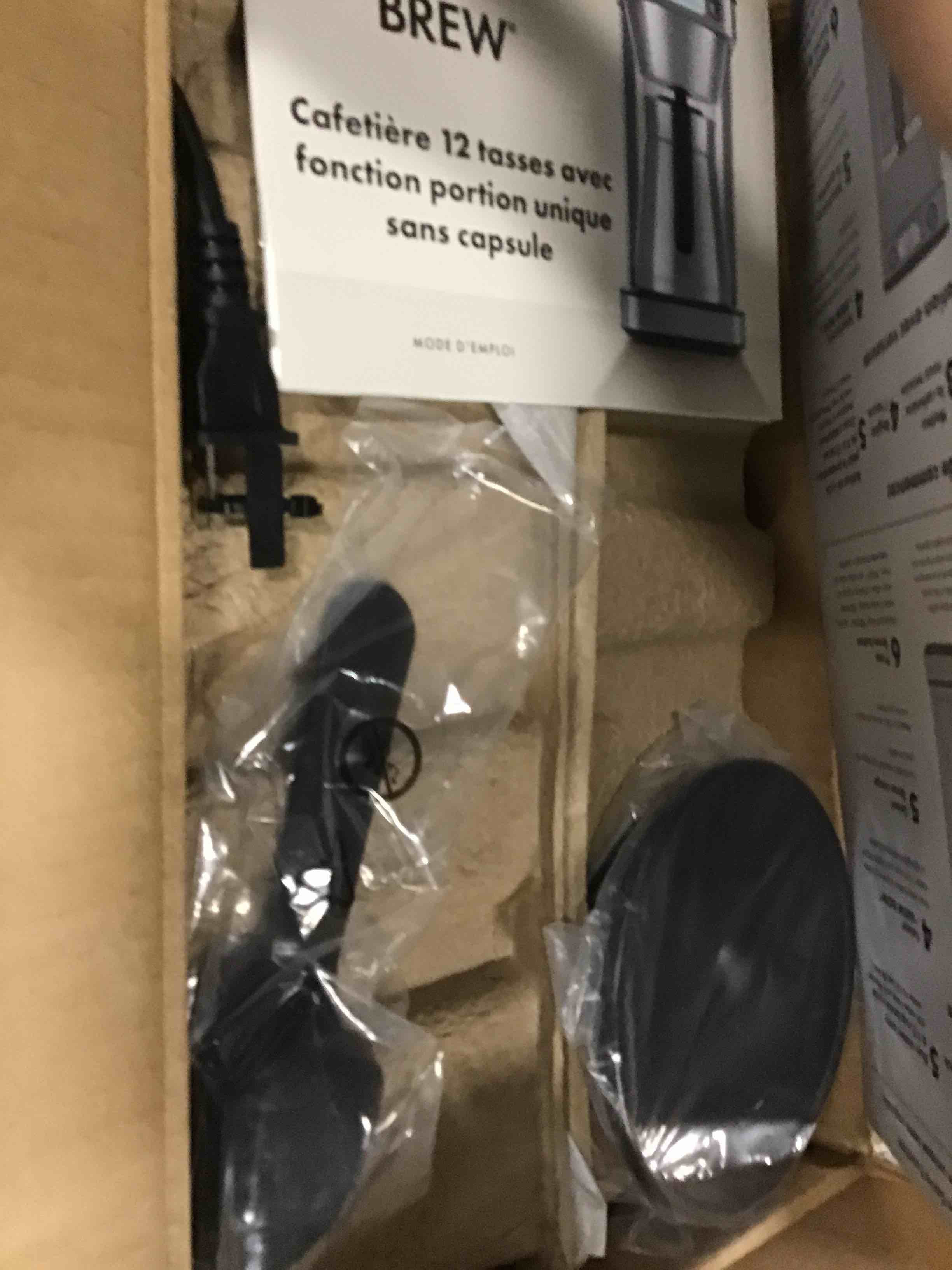 https://s3.amazonaws.com/lotting-images-prod/bidfta/GRN5820254_1705852666697.jpeg