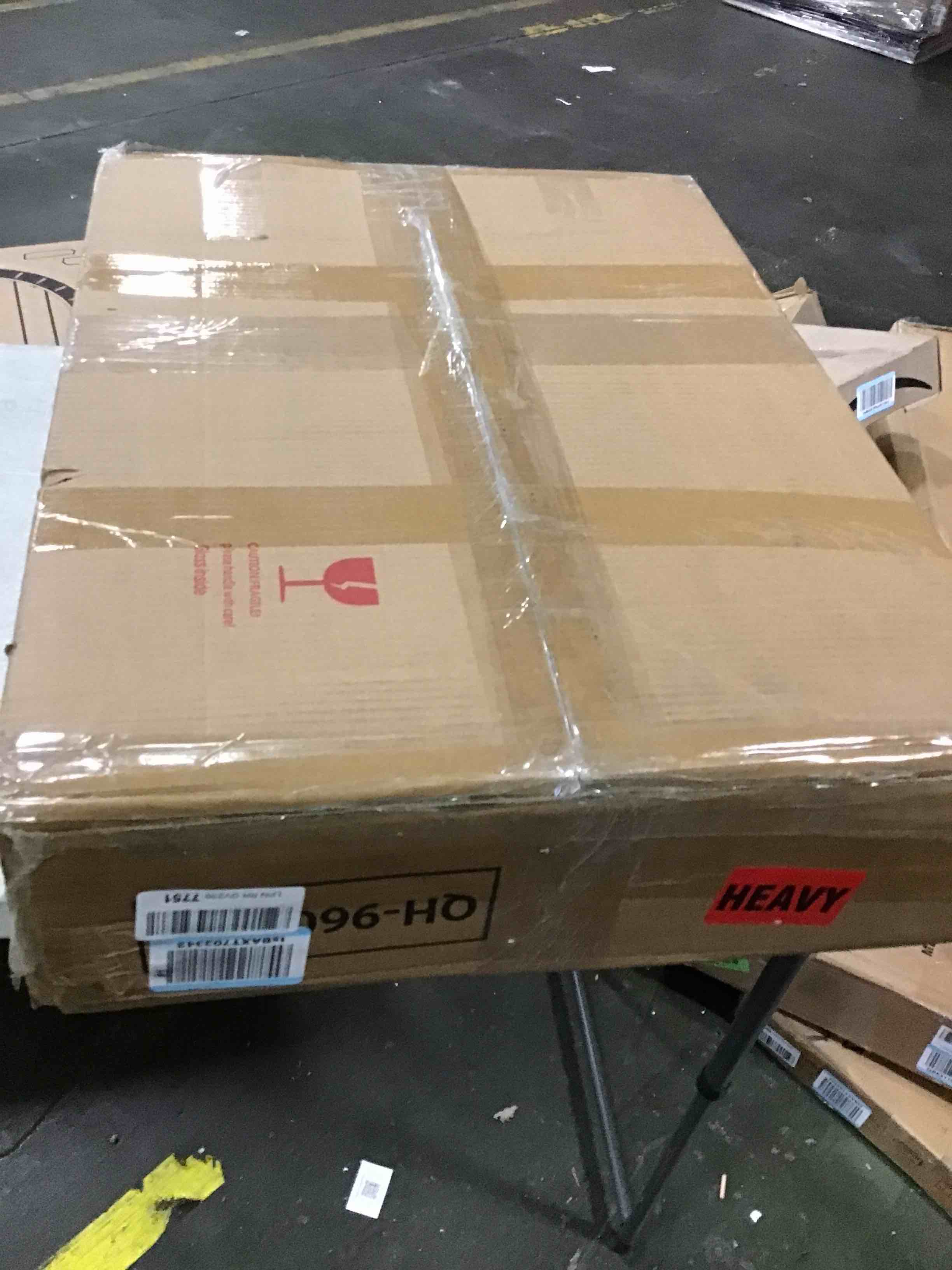 https://s3.amazonaws.com/lotting-images-prod/bidfta/GRN5820693_1706197499596.jpeg
