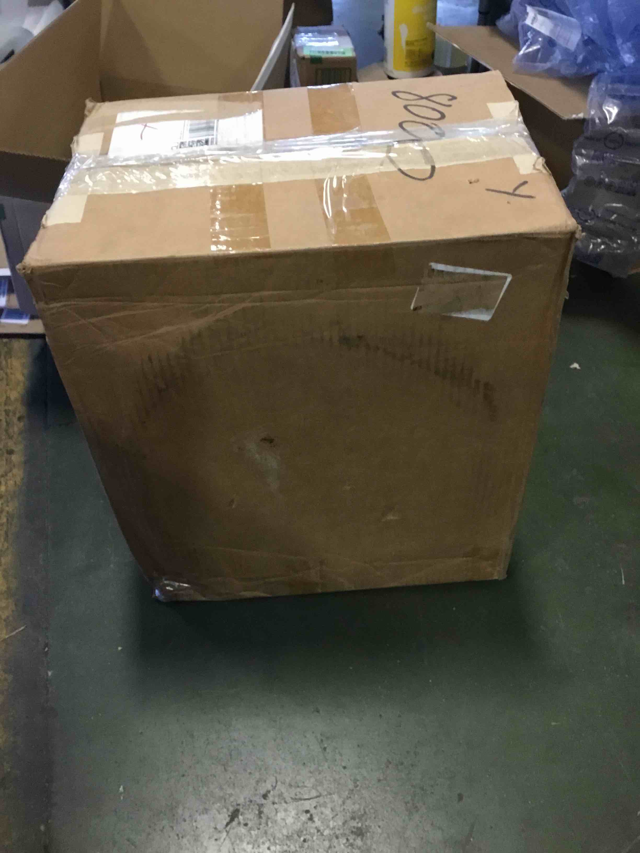https://s3.amazonaws.com/lotting-images-prod/bidfta/GRN5822500_1707321342354.jpeg