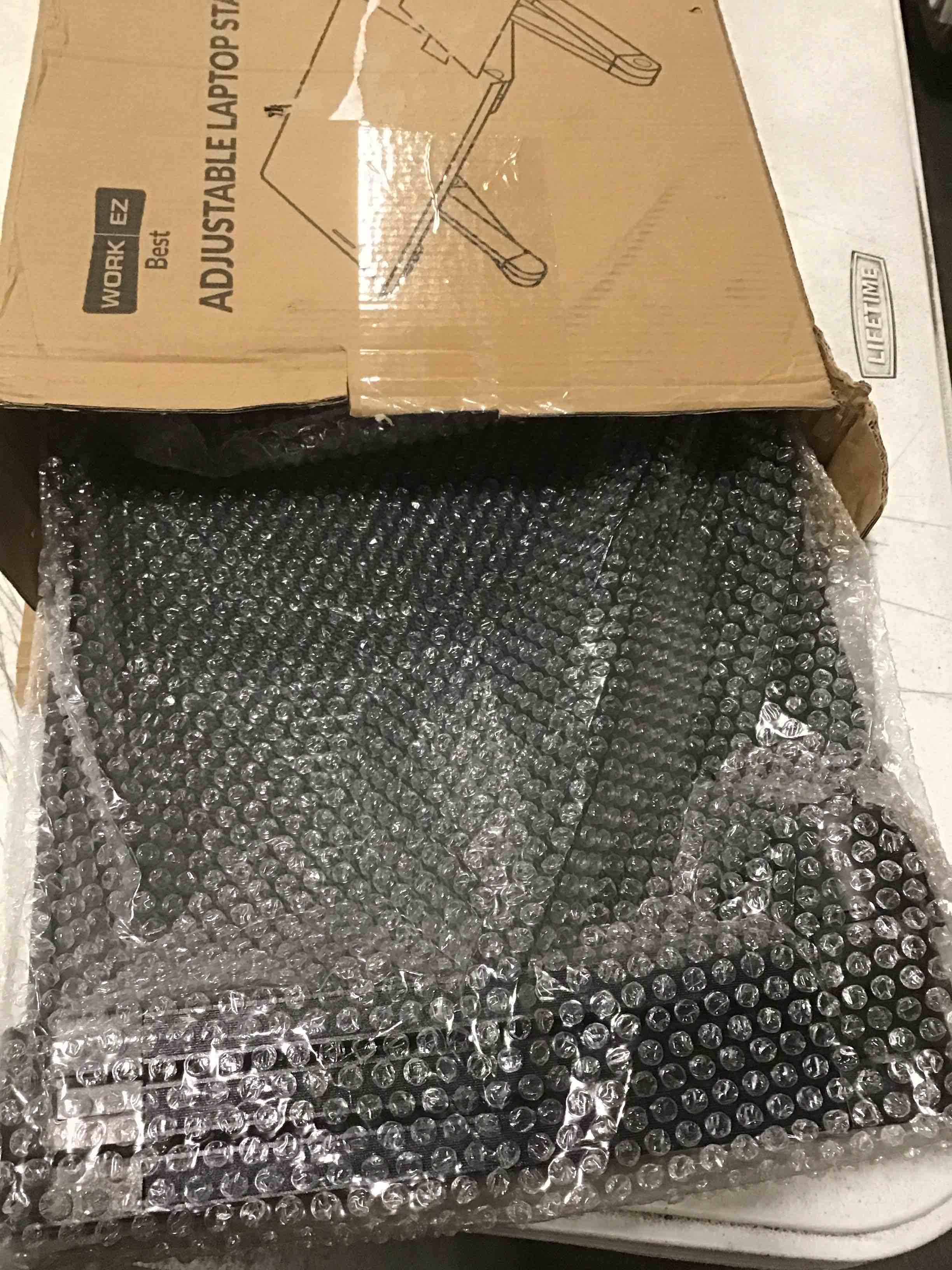 https://s3.amazonaws.com/lotting-images-prod/bidfta/GRN5823661_1706010943273.jpeg