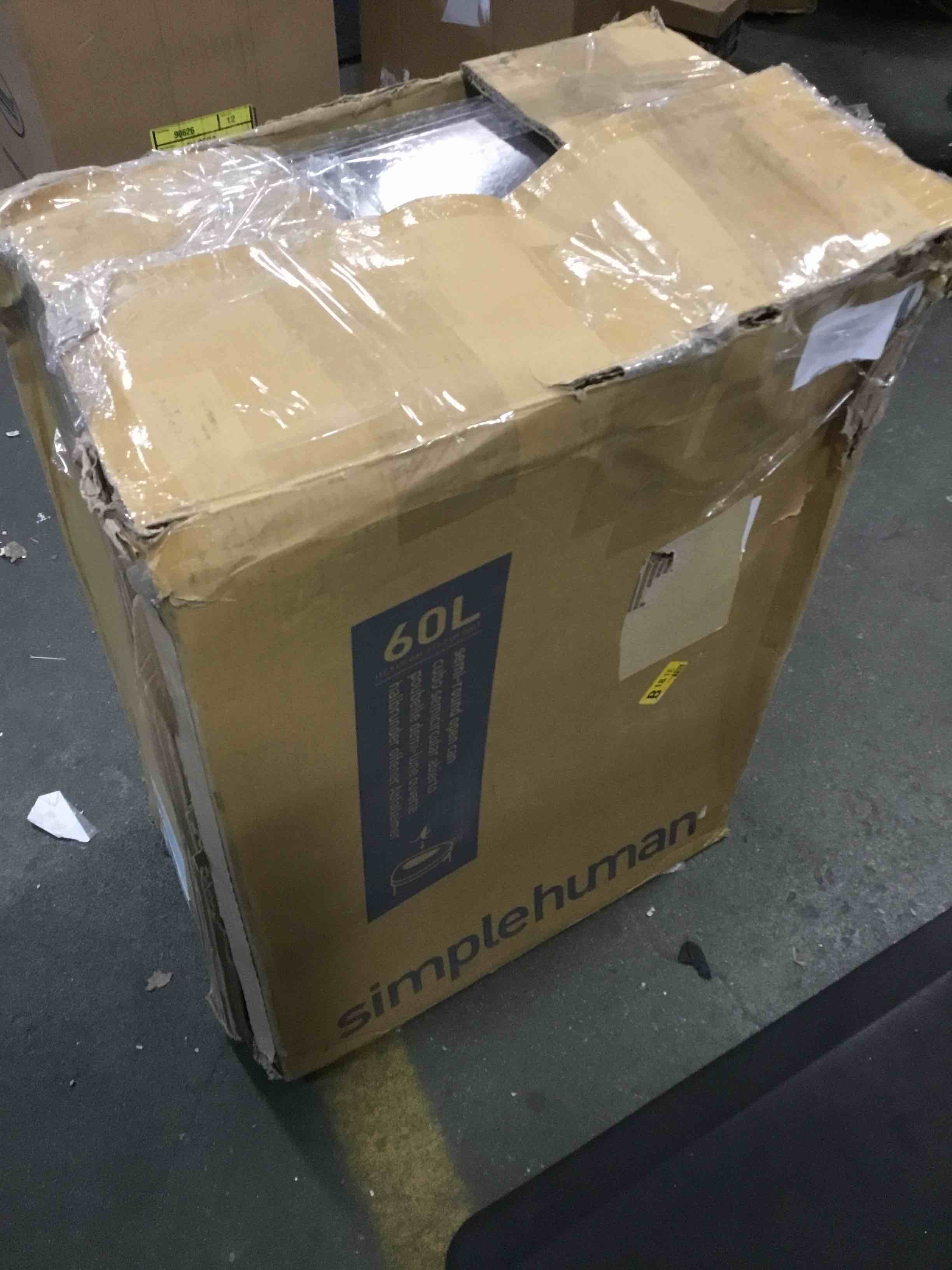 https://s3.amazonaws.com/lotting-images-prod/bidfta/GRN5825229_1706557795412.jpeg